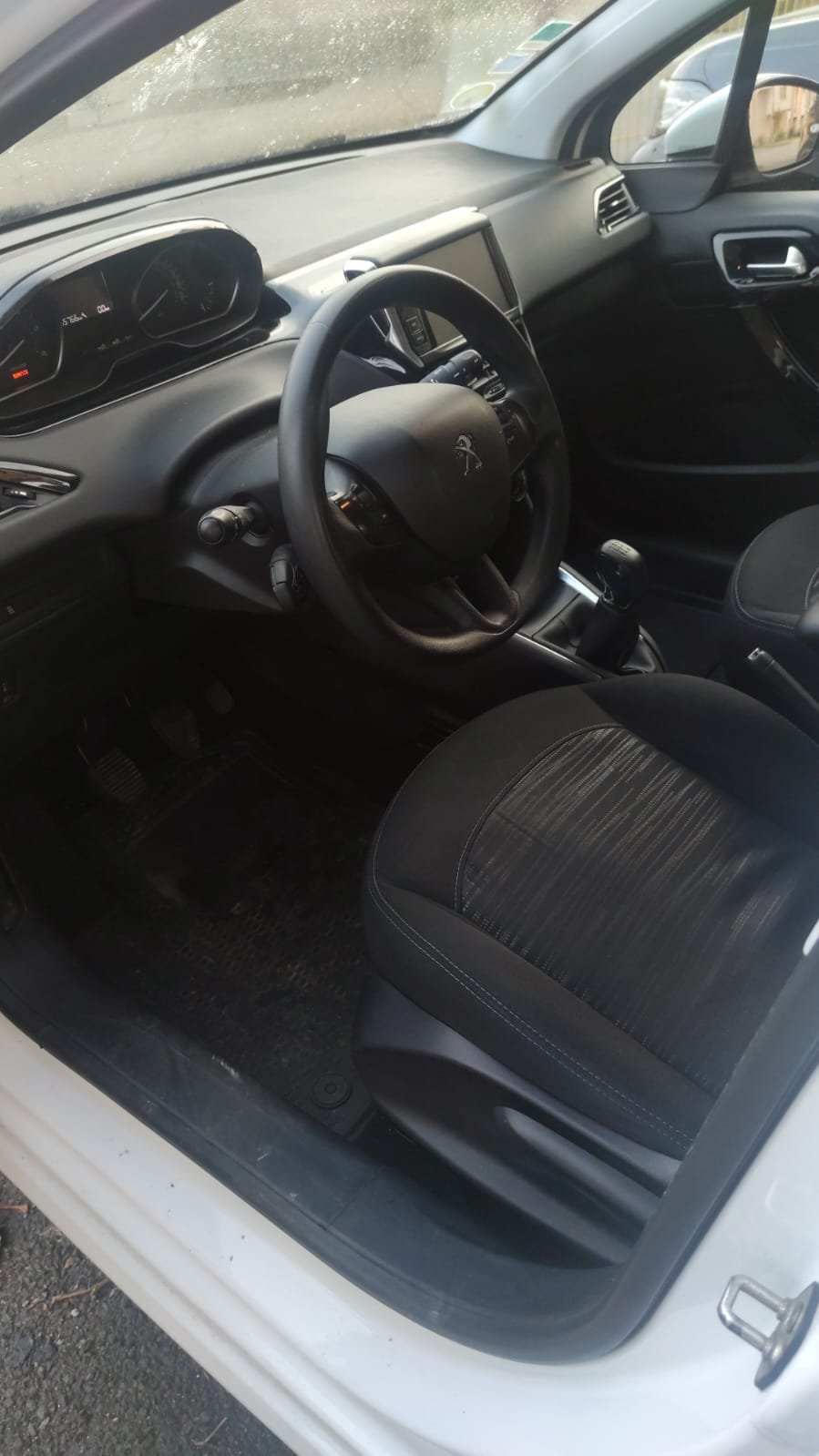 Peugeot 208 Société