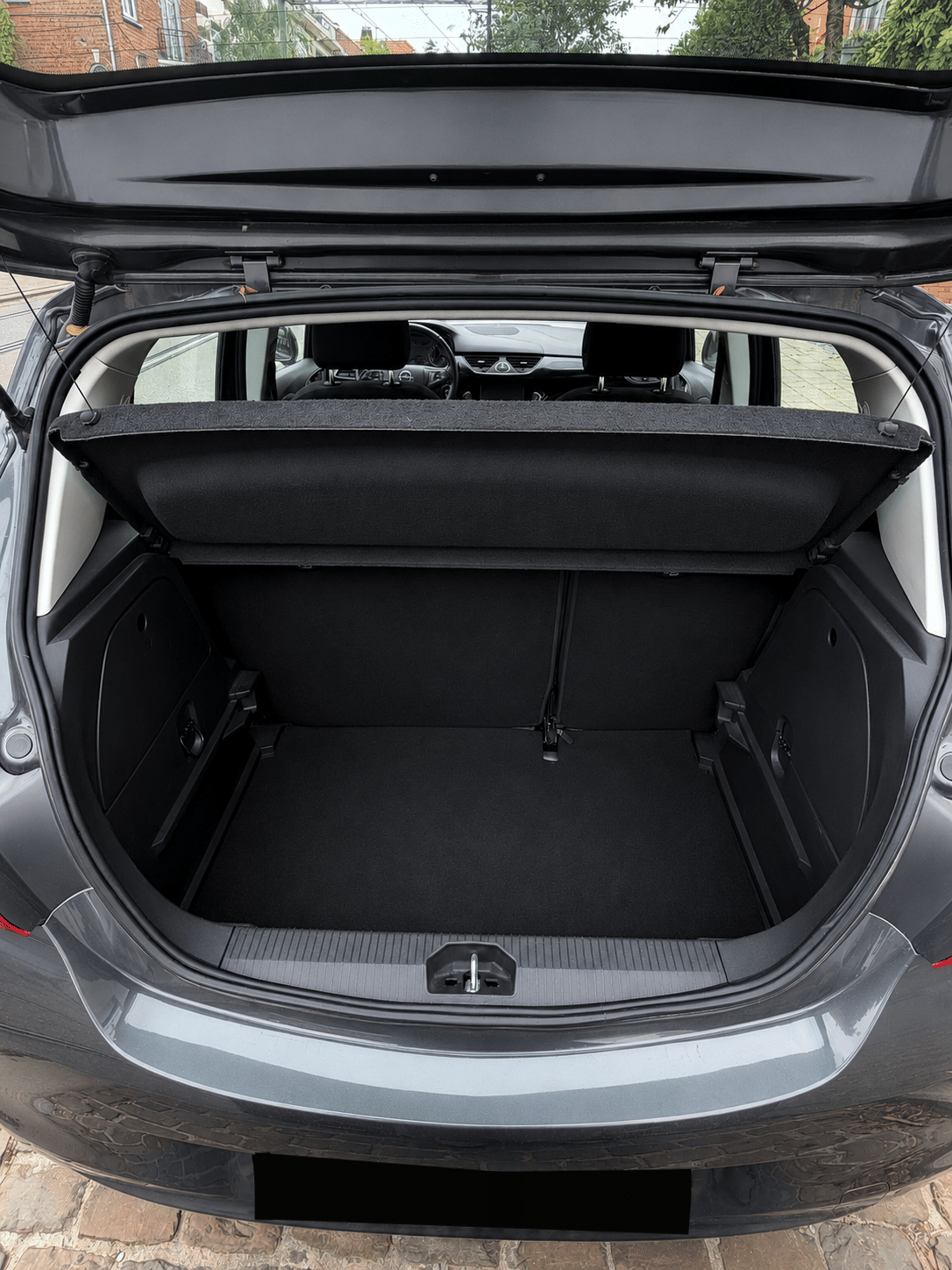 Opel Corsa-E avec Port USB