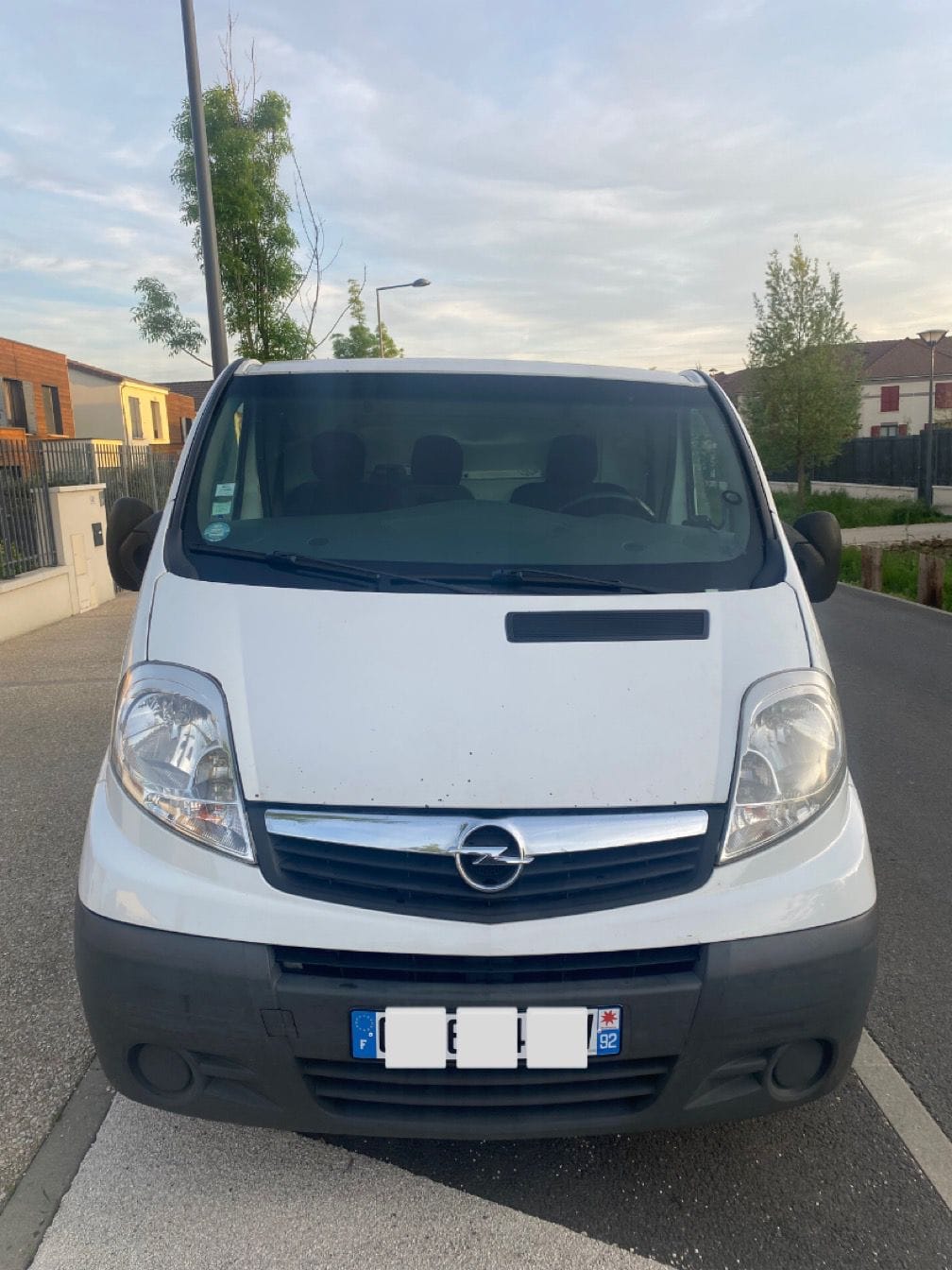 Opel Vivaro avec Entrée audio / iPod