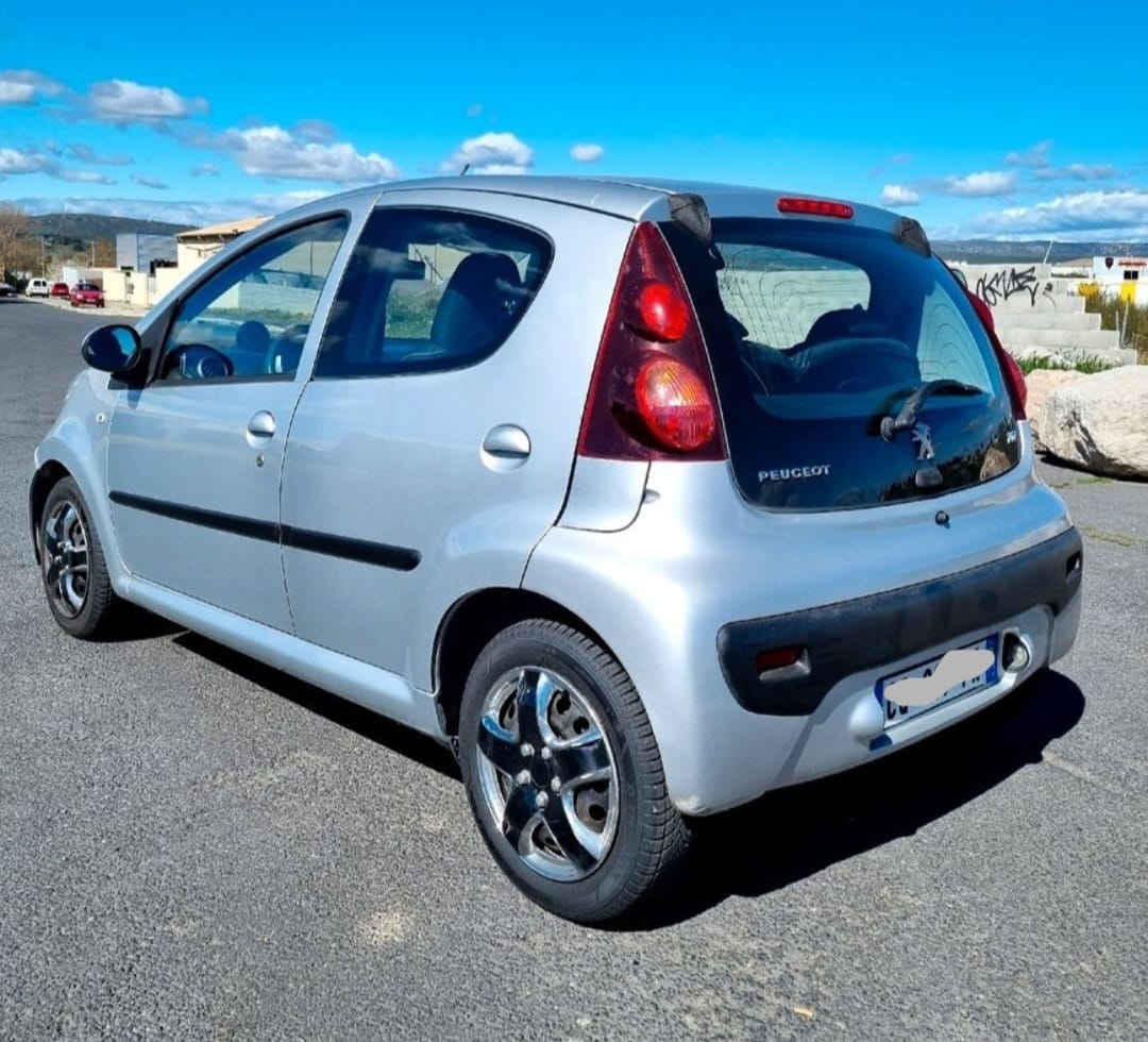Peugeot 107 avec Climatisation
