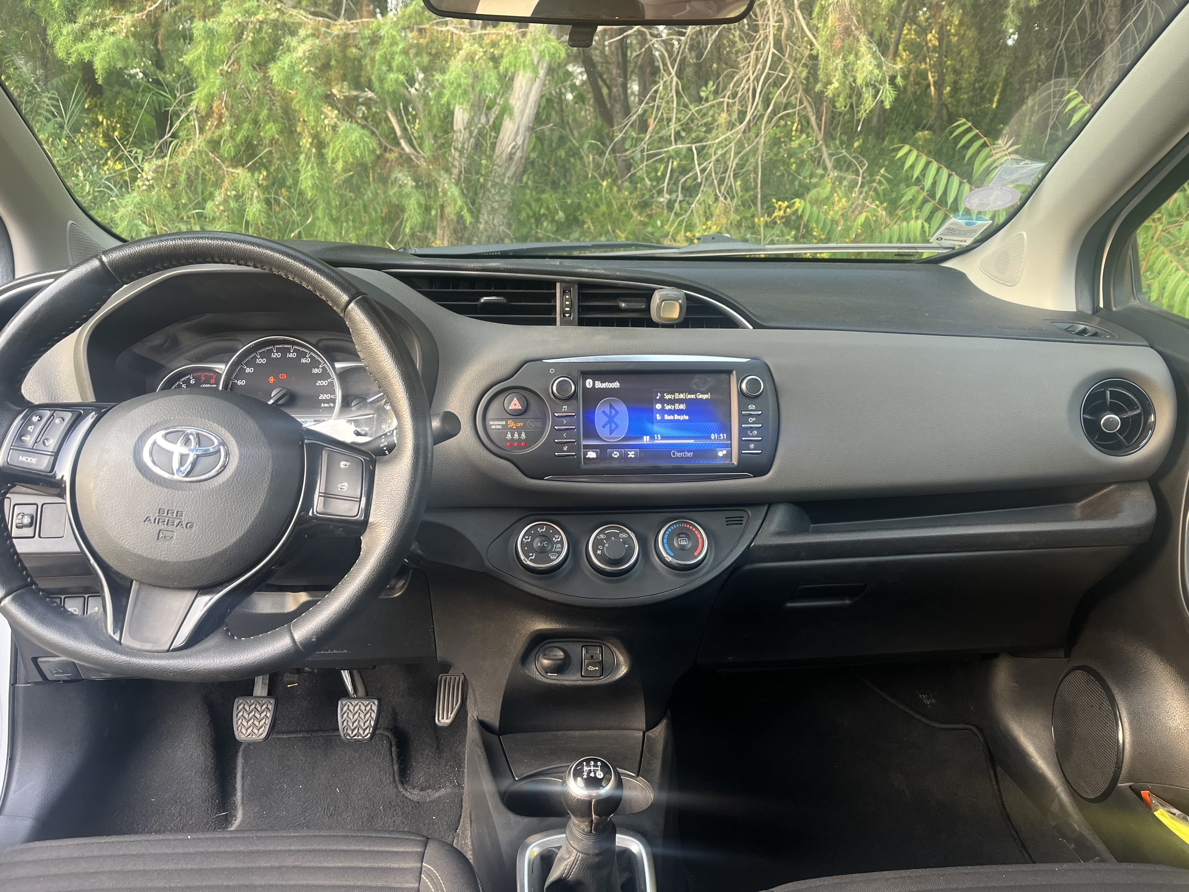 Toyota Yaris avec Entrée audio / iPod
