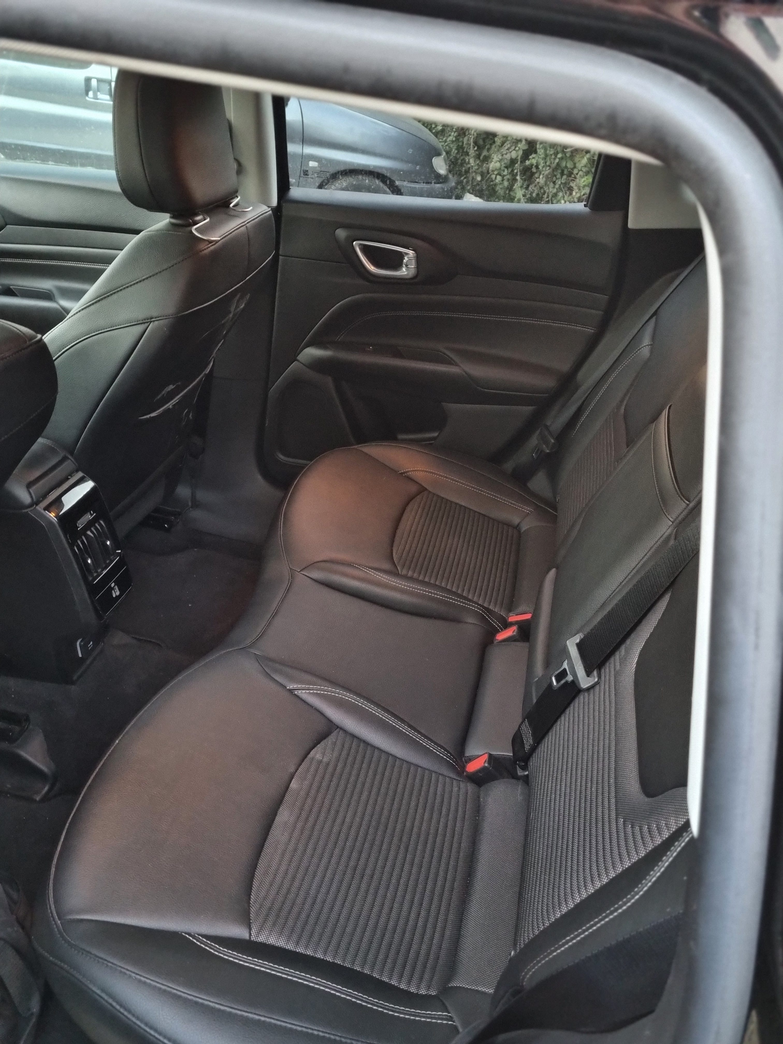 Jeep Compass Limited with Air conditioning