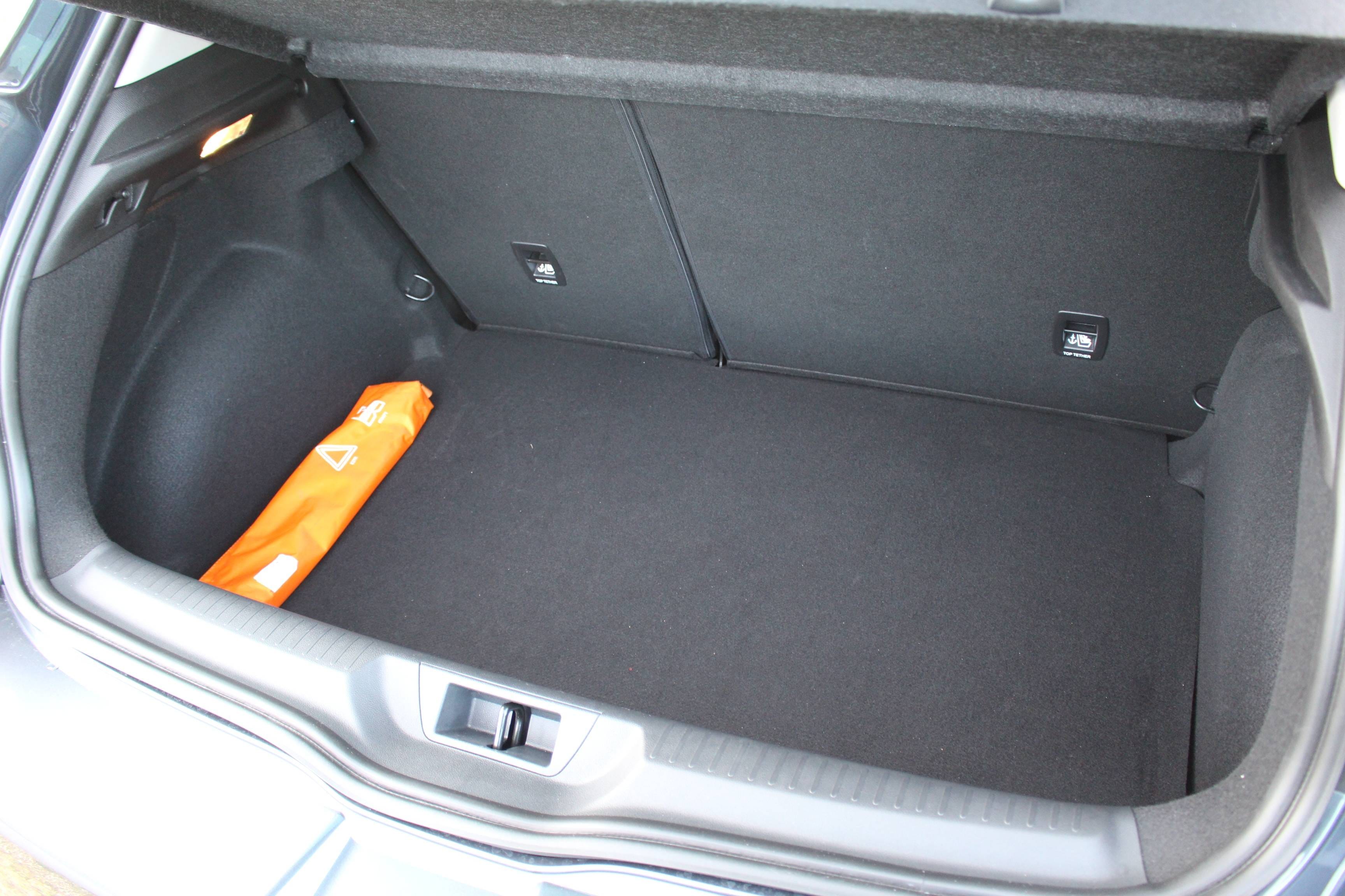 Renault Mégane avec Entrée audio / iPod