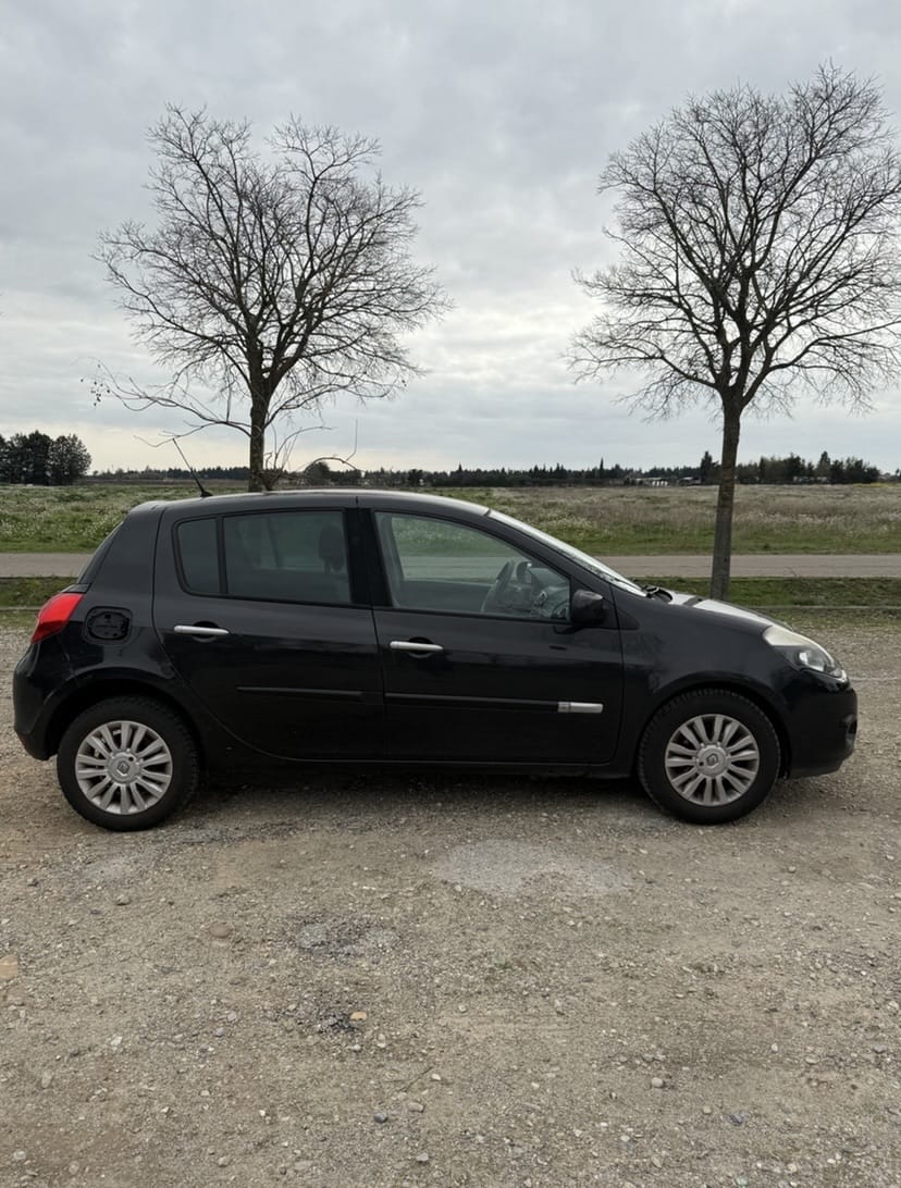 Renault Clio avec Climatisation