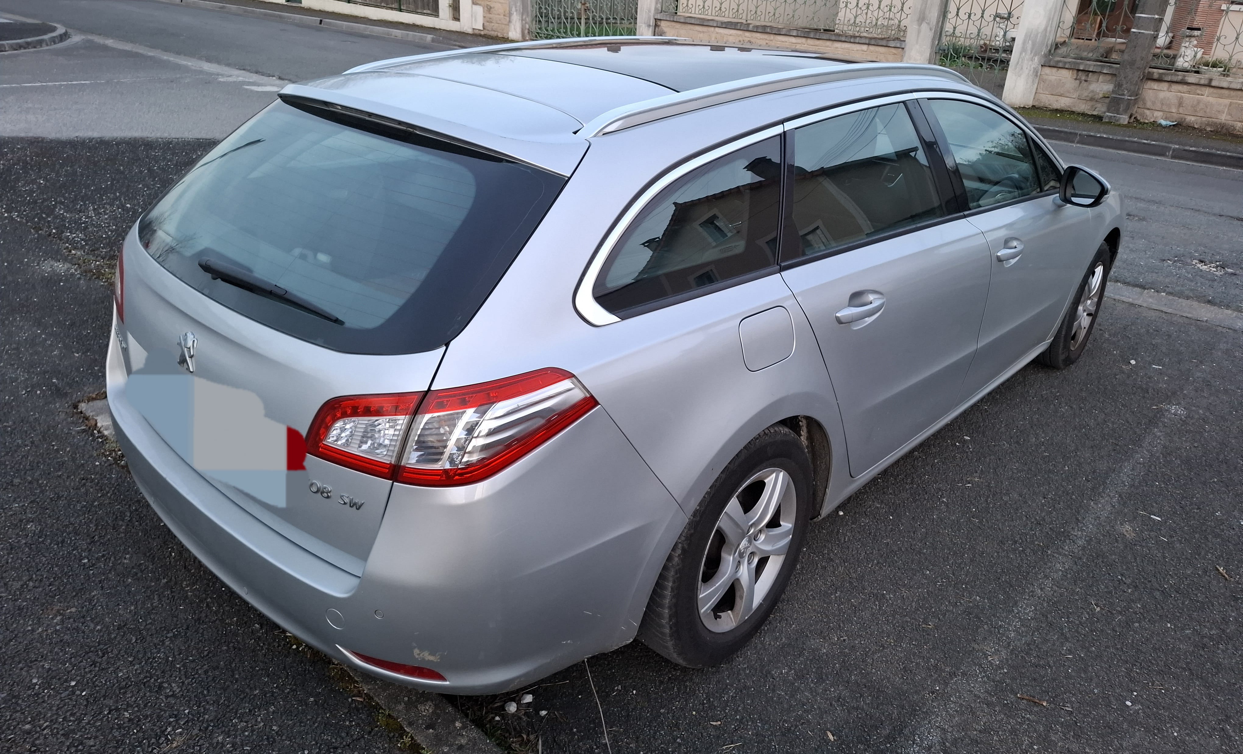 Peugeot 508 SW avec GPS