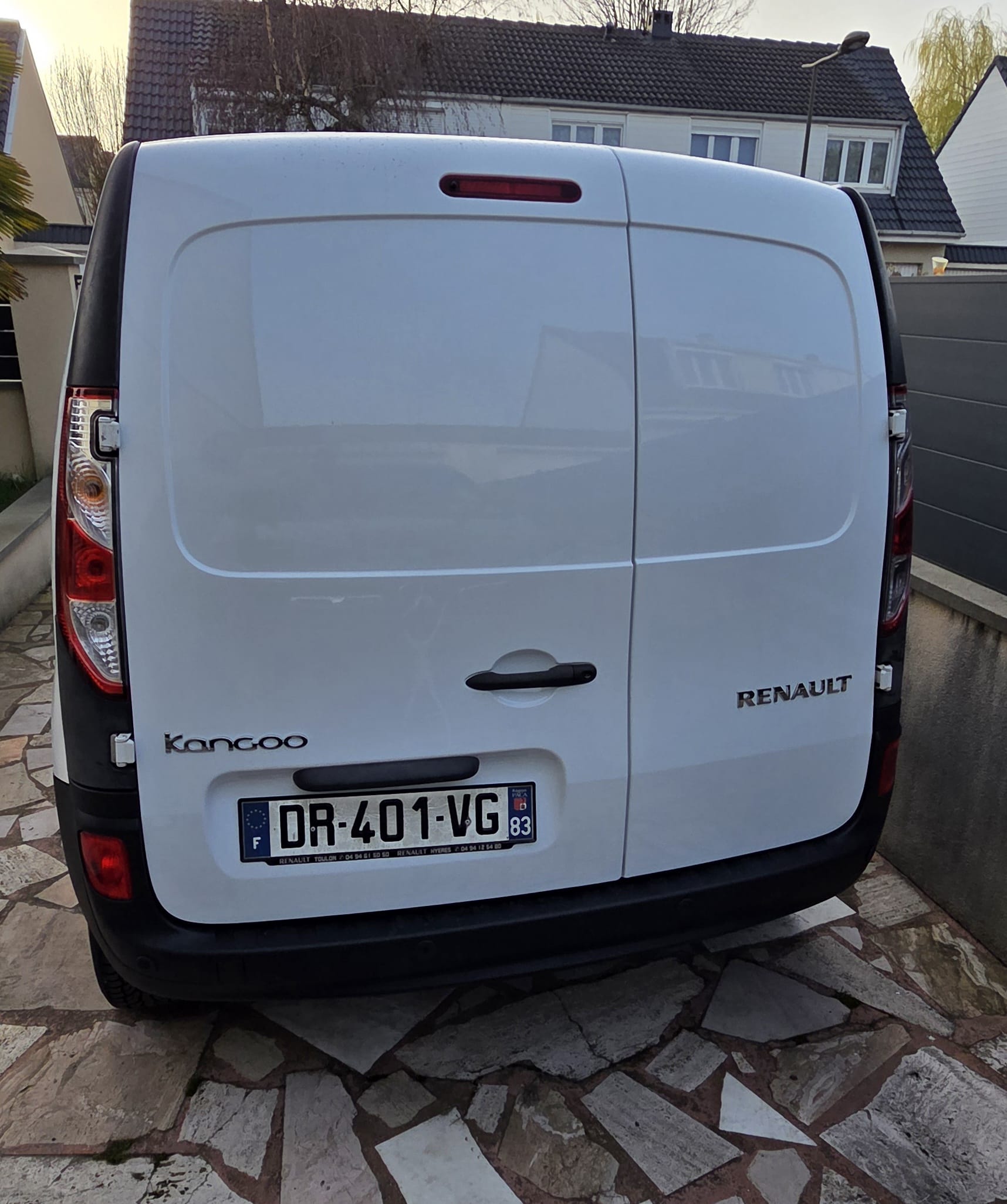 Renault Kangoo Express Kangoo 1.6 hdi DR-401-VG mit Navigationsgerät