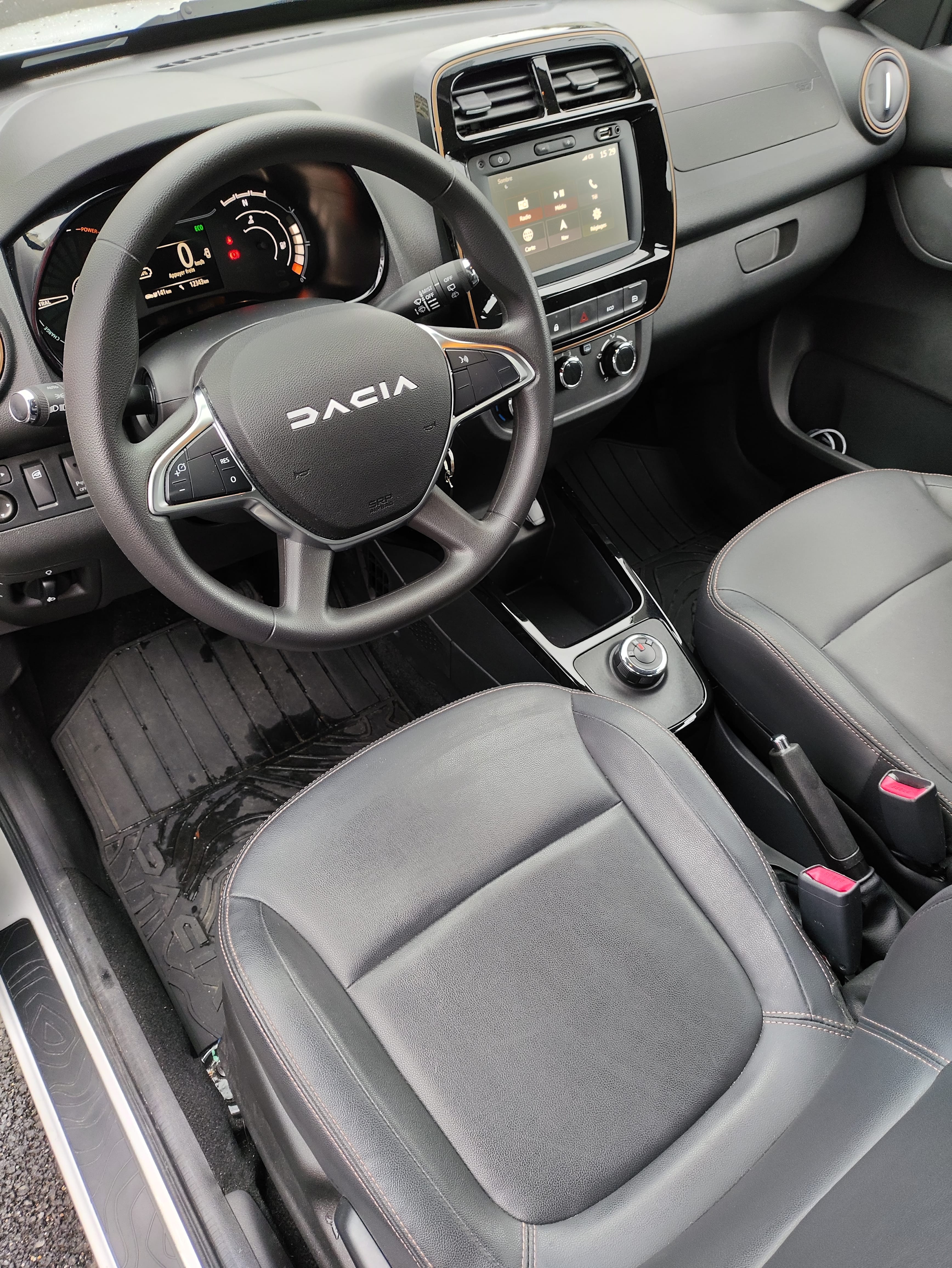 Dacia Spring Extrême 65 avec GPS
