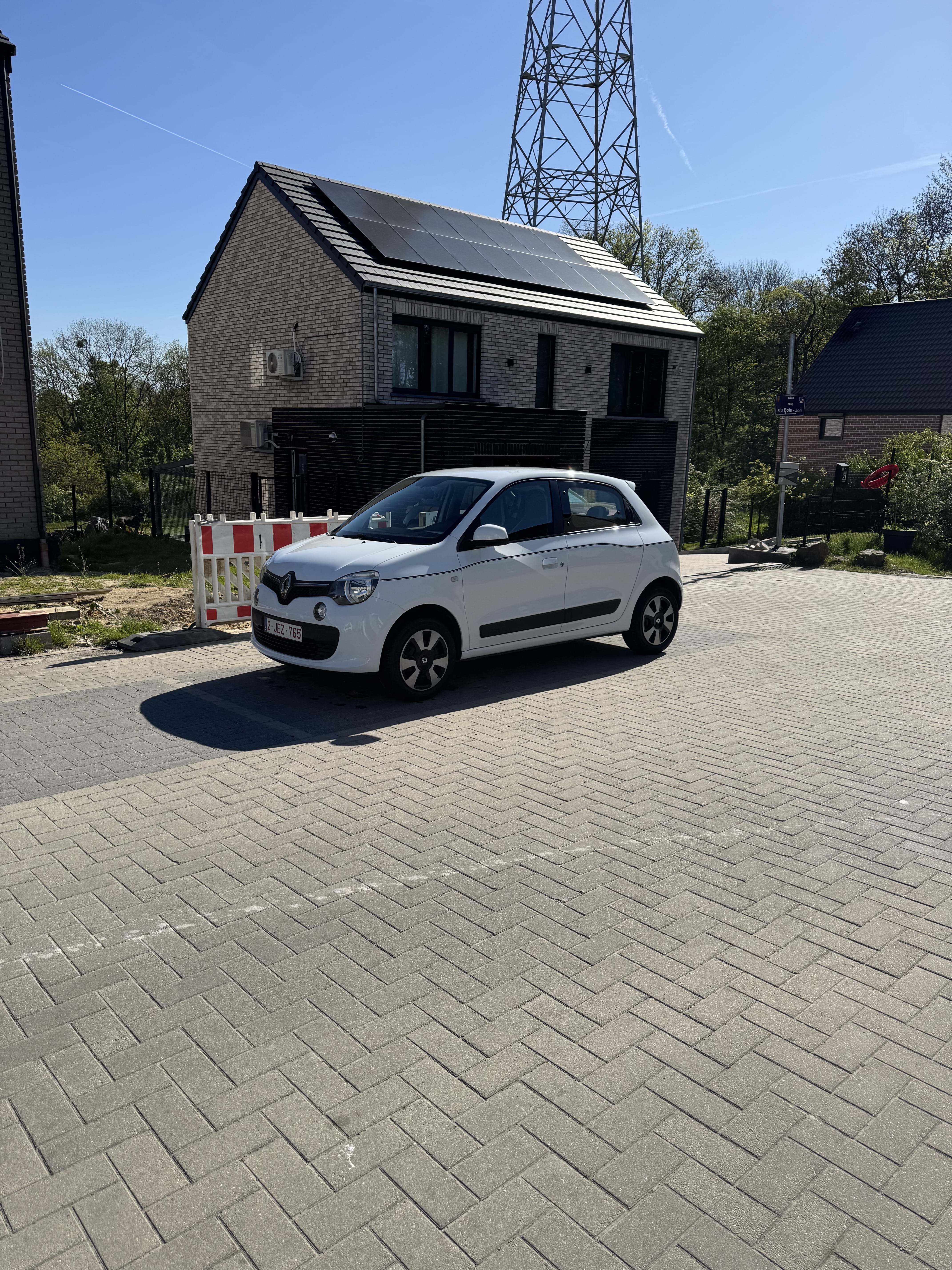 Renault Twingo III 1.0 essence with Air conditioning