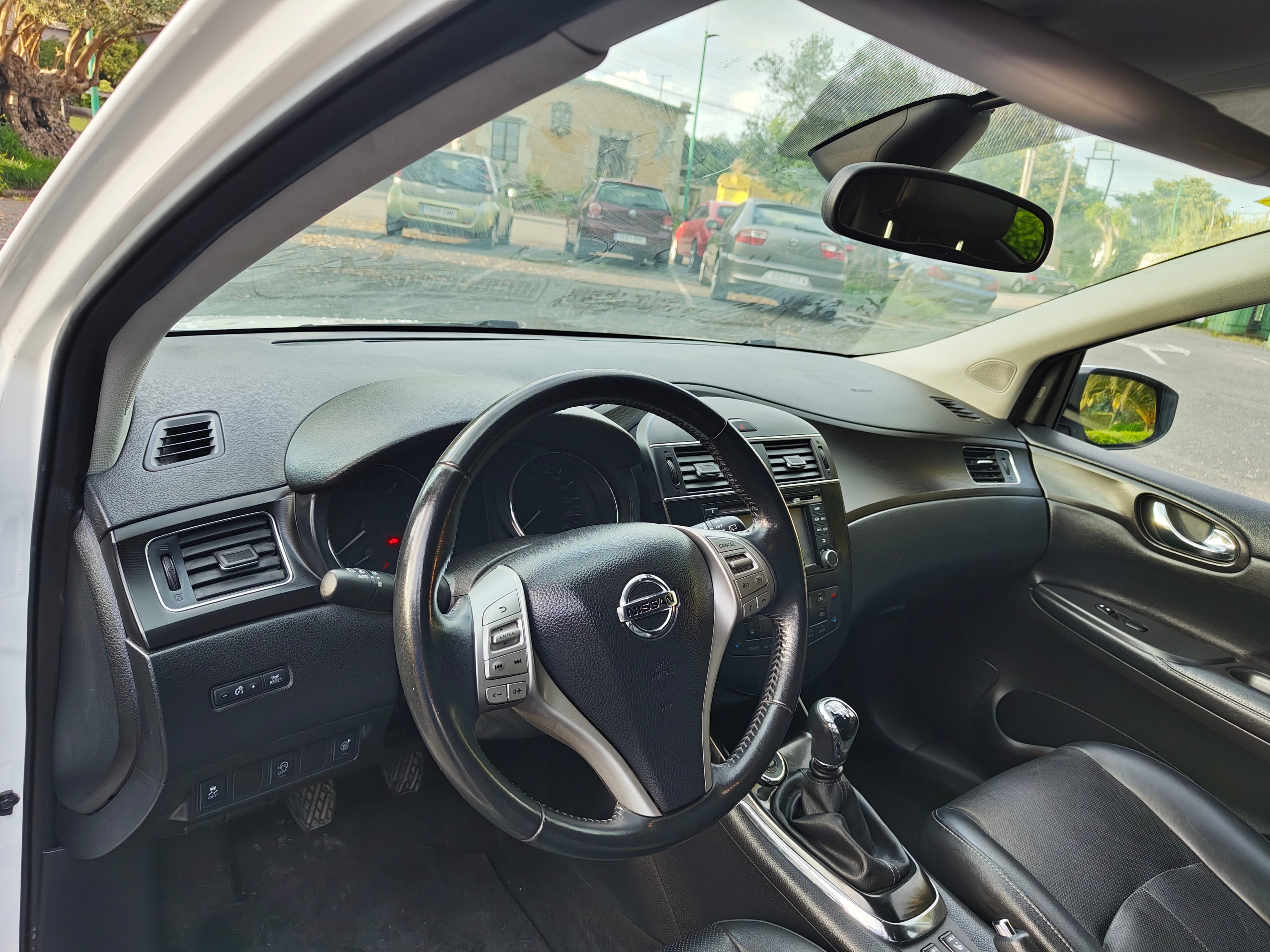 Nissan Pulsar con GPS