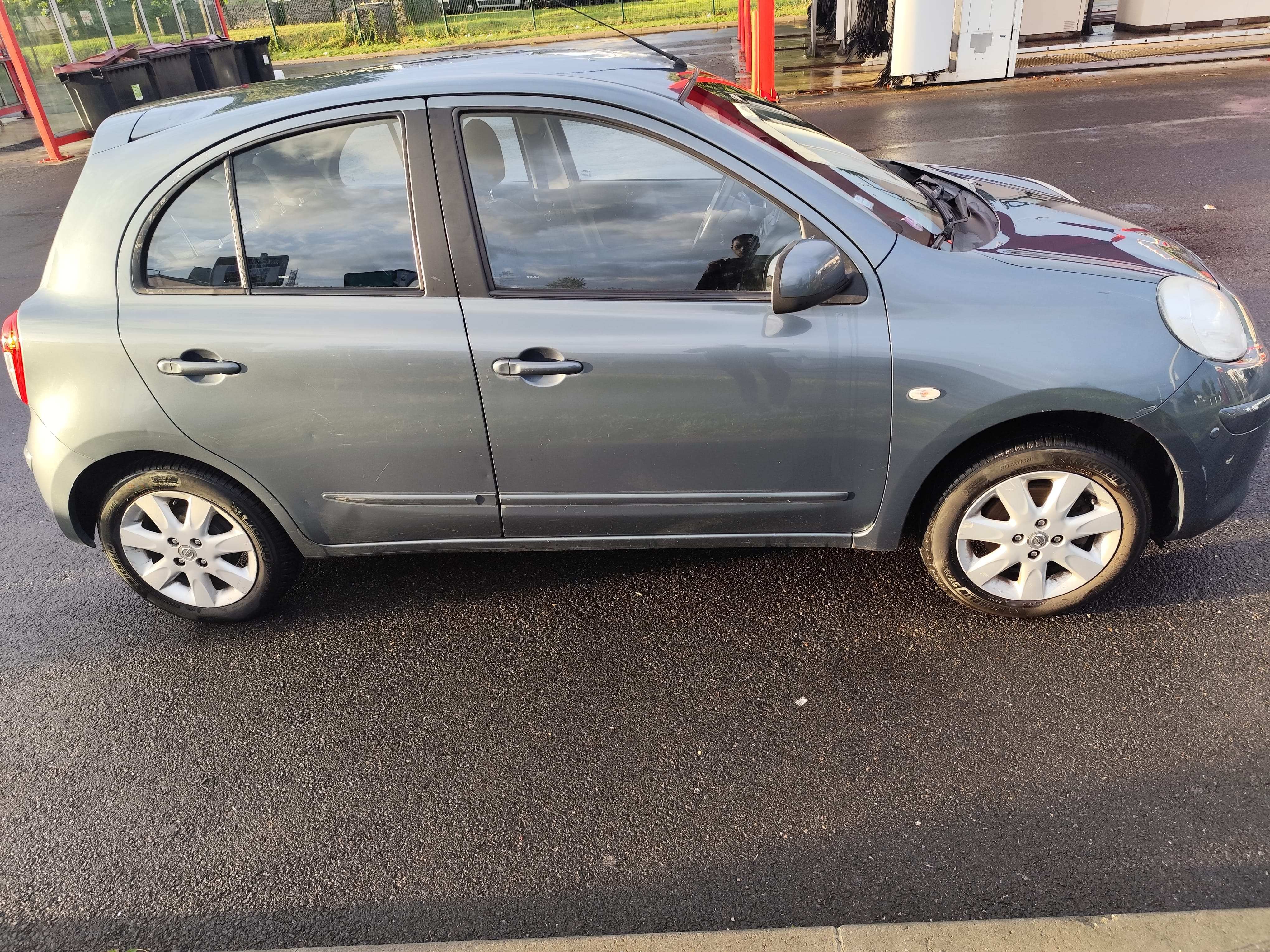 Nissan Micra avec Climatisation