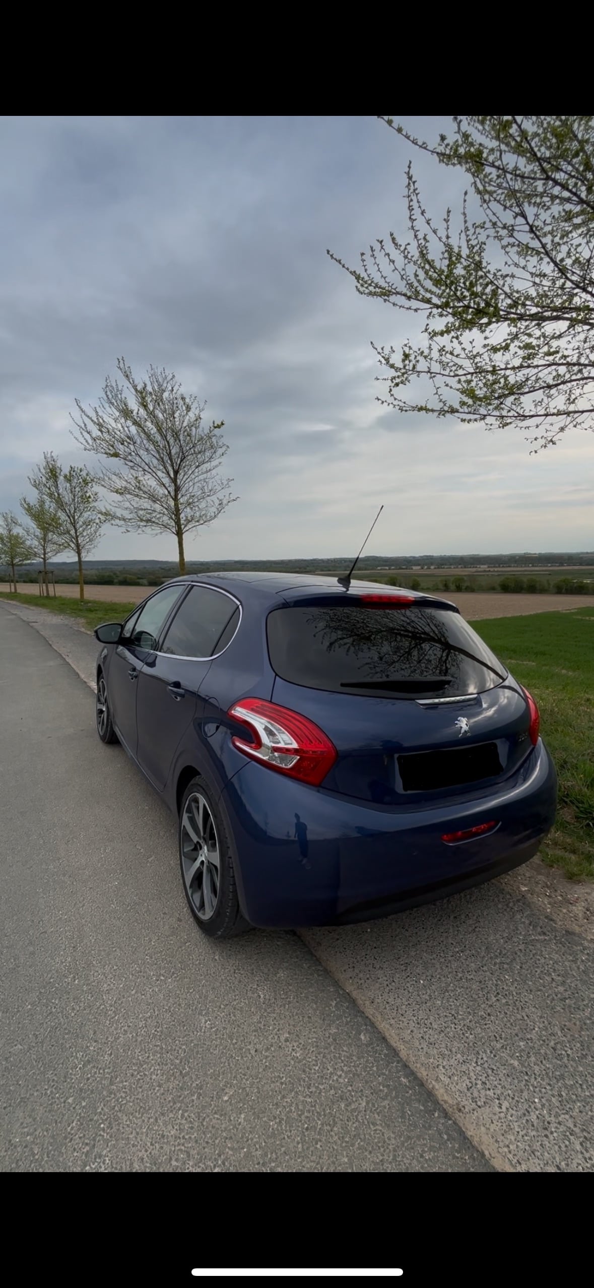 Peugeot 208 1.6 VTI avec GPS