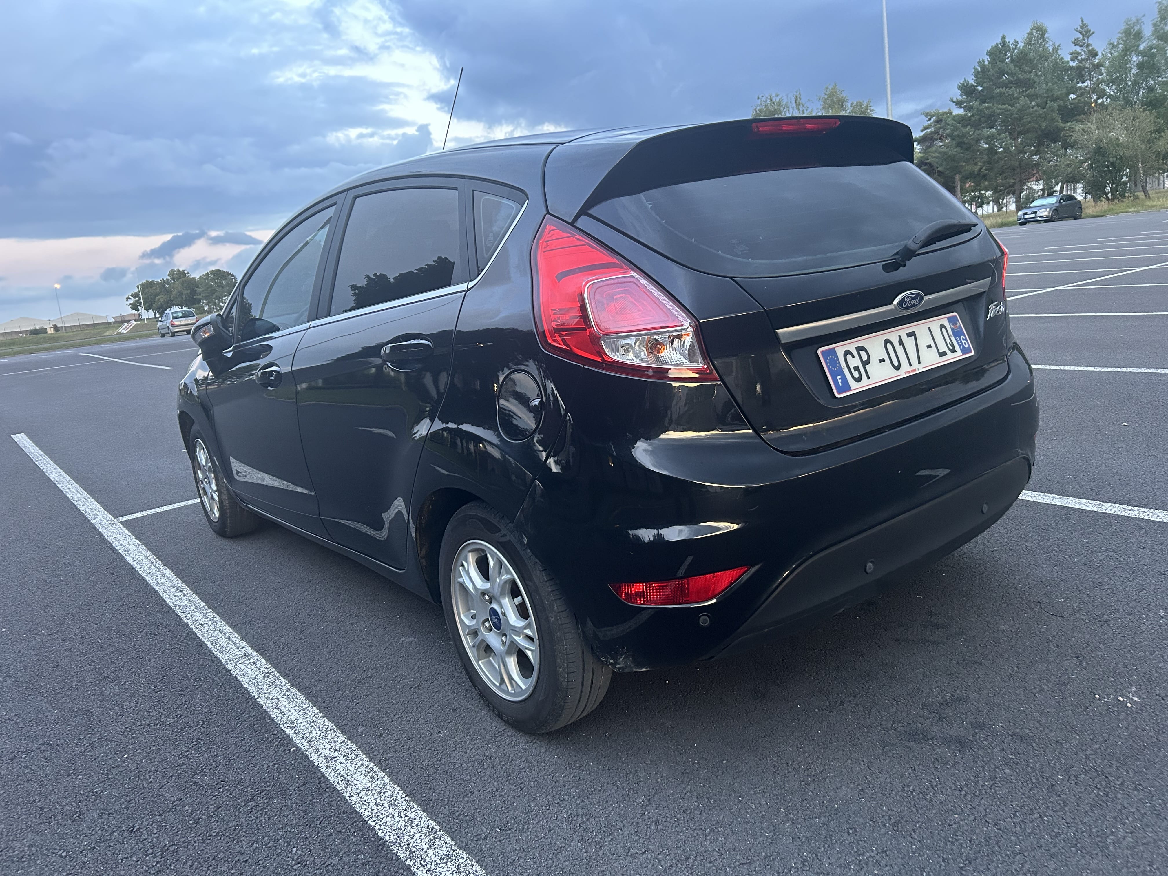 Ford Fiesta avec Climatisation