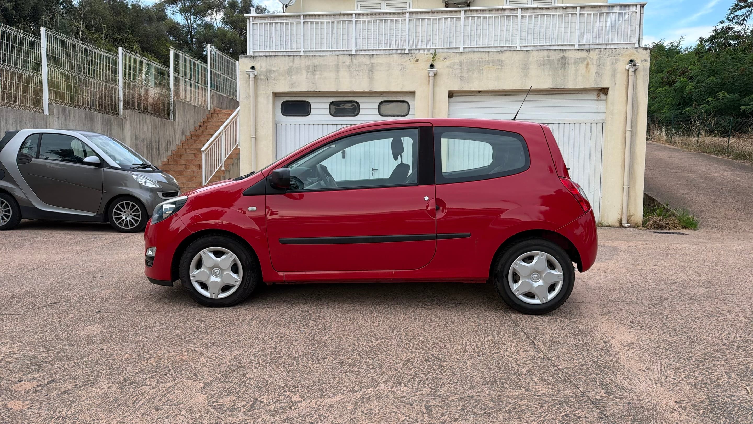 Renault Twingo II avec Audio Bluetooth