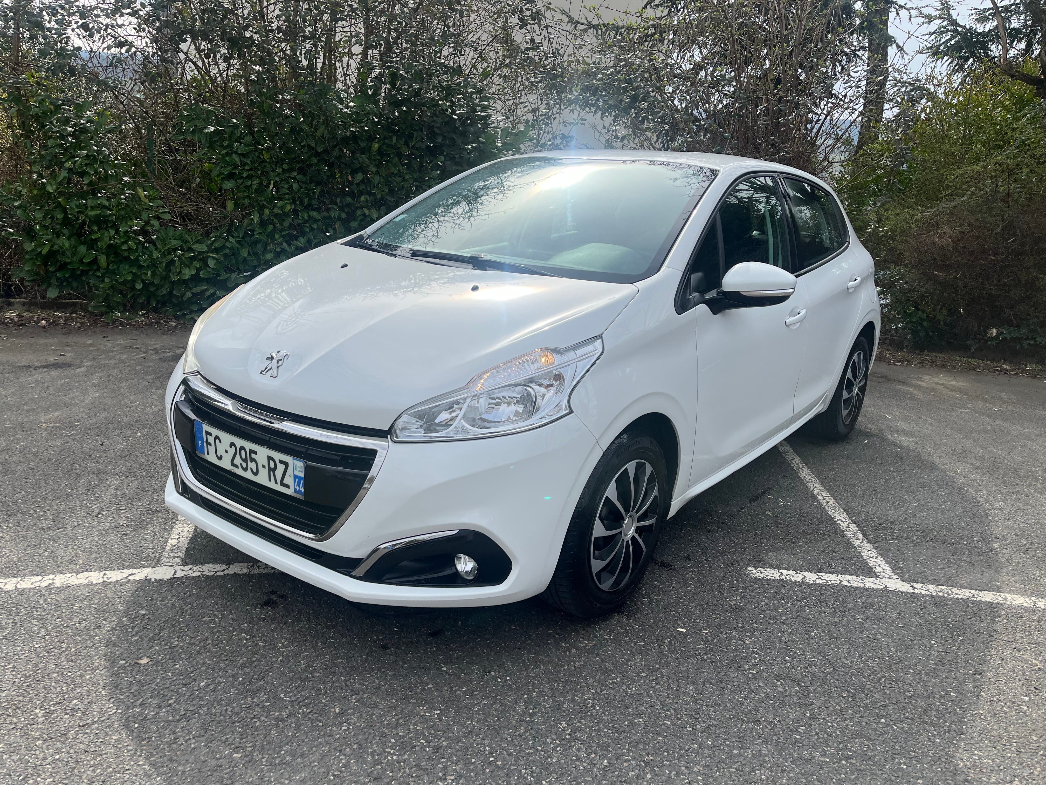 Peugeot 208, 2018, Diesel