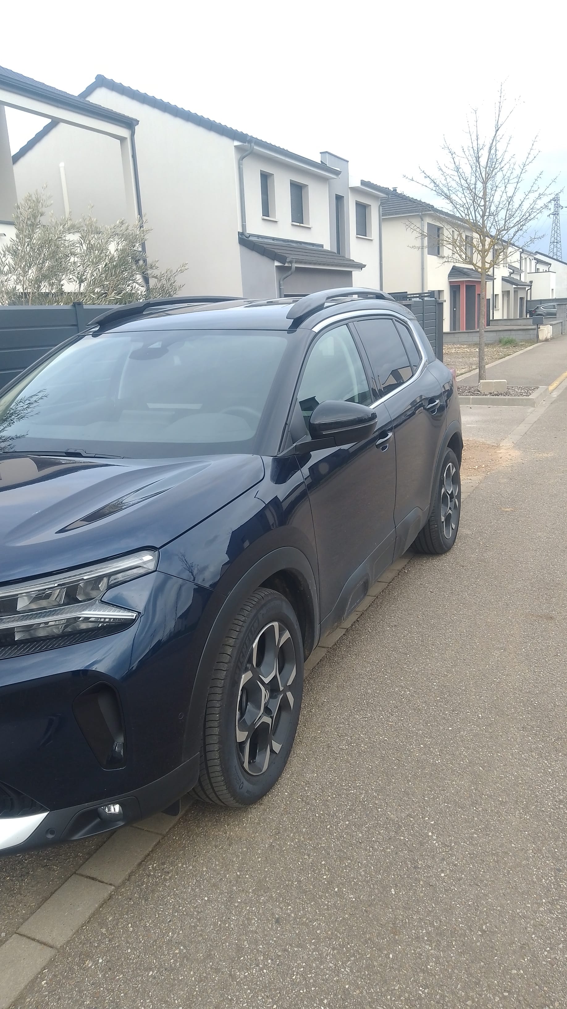 Citroen C5 Aircross, 2025, Essence 95 / Électrique (hybride), automatique