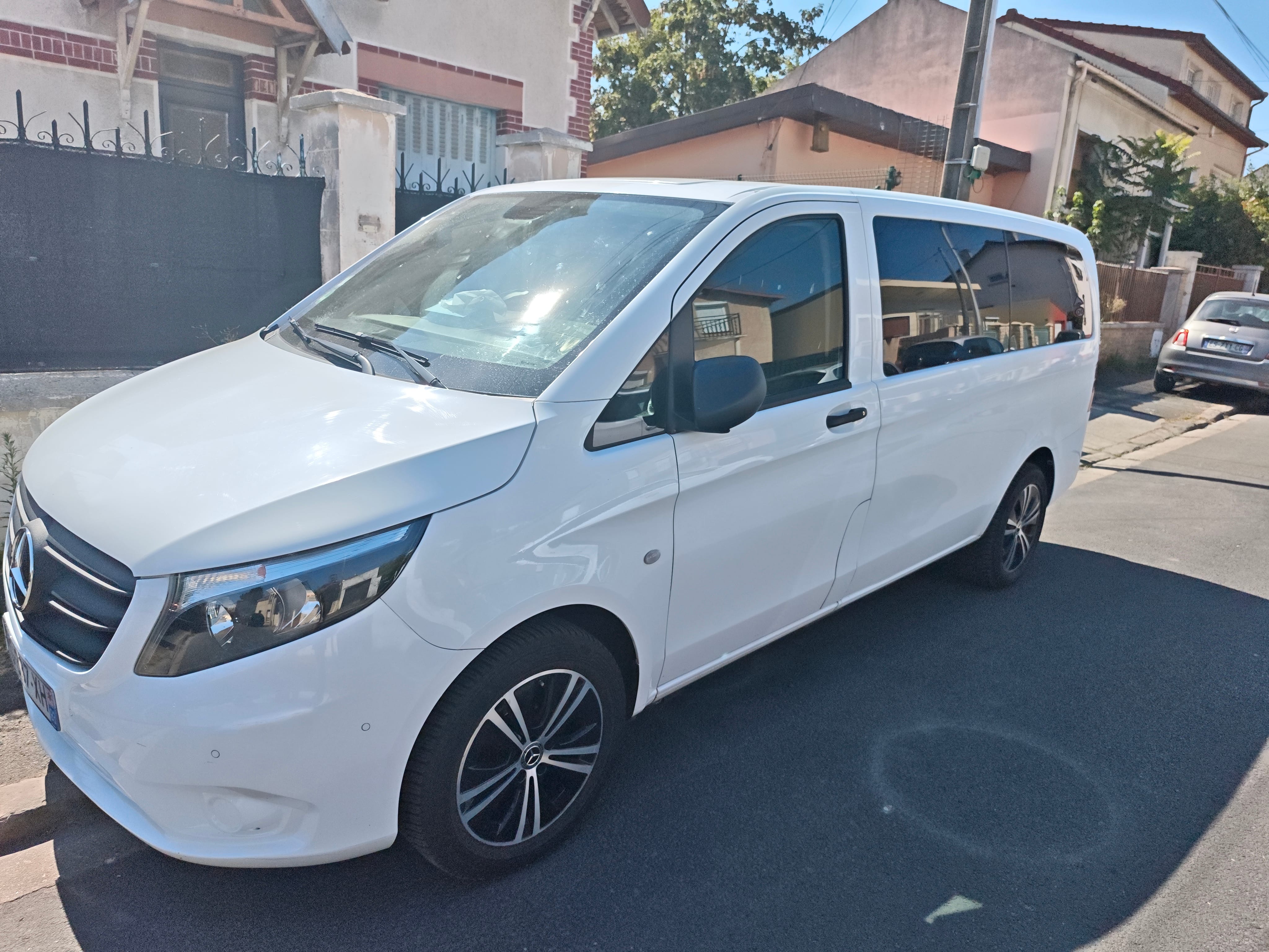 Mercedes-Benz Vito Tourer, 2022, Diesel, automatique, 8 places