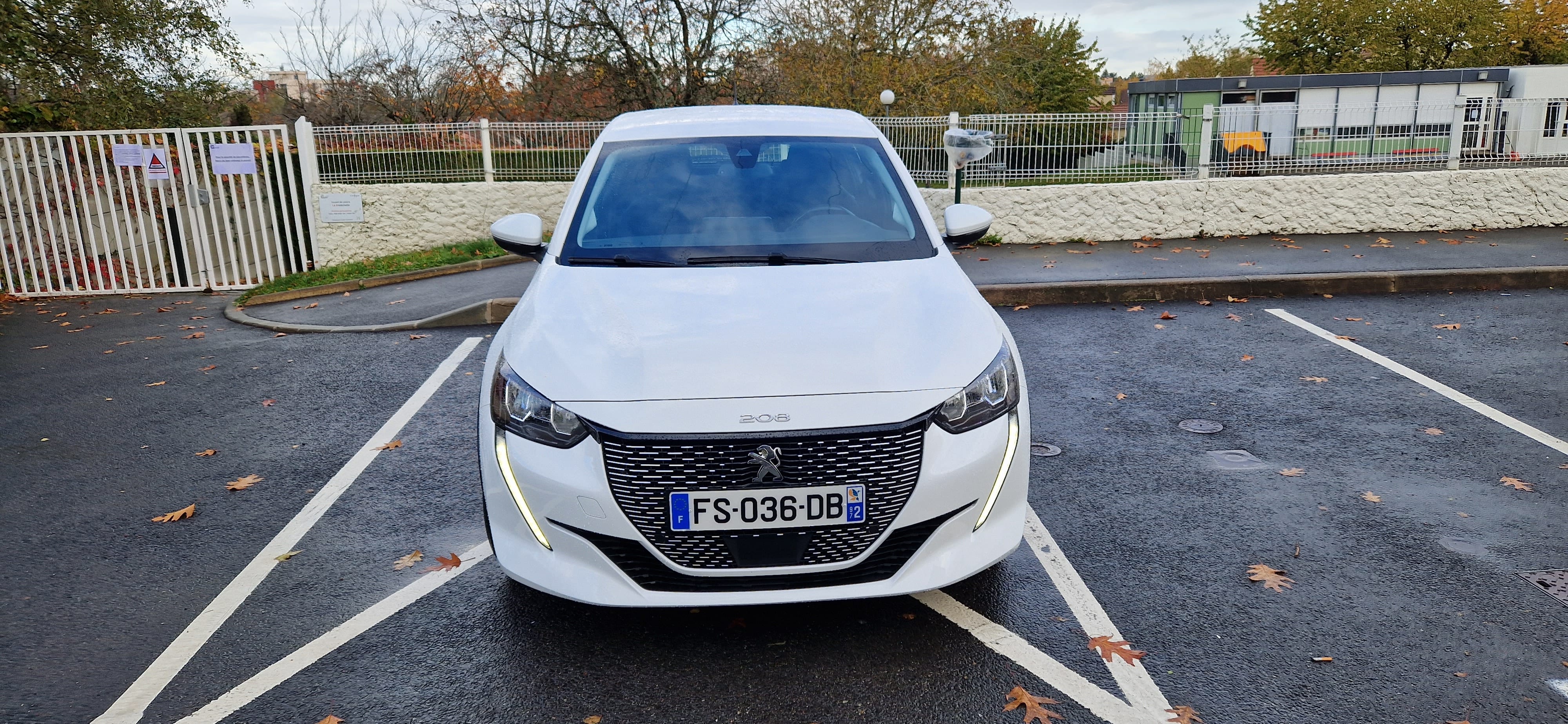 Peugeot 208 Électrique avec Régulateur de vitesse