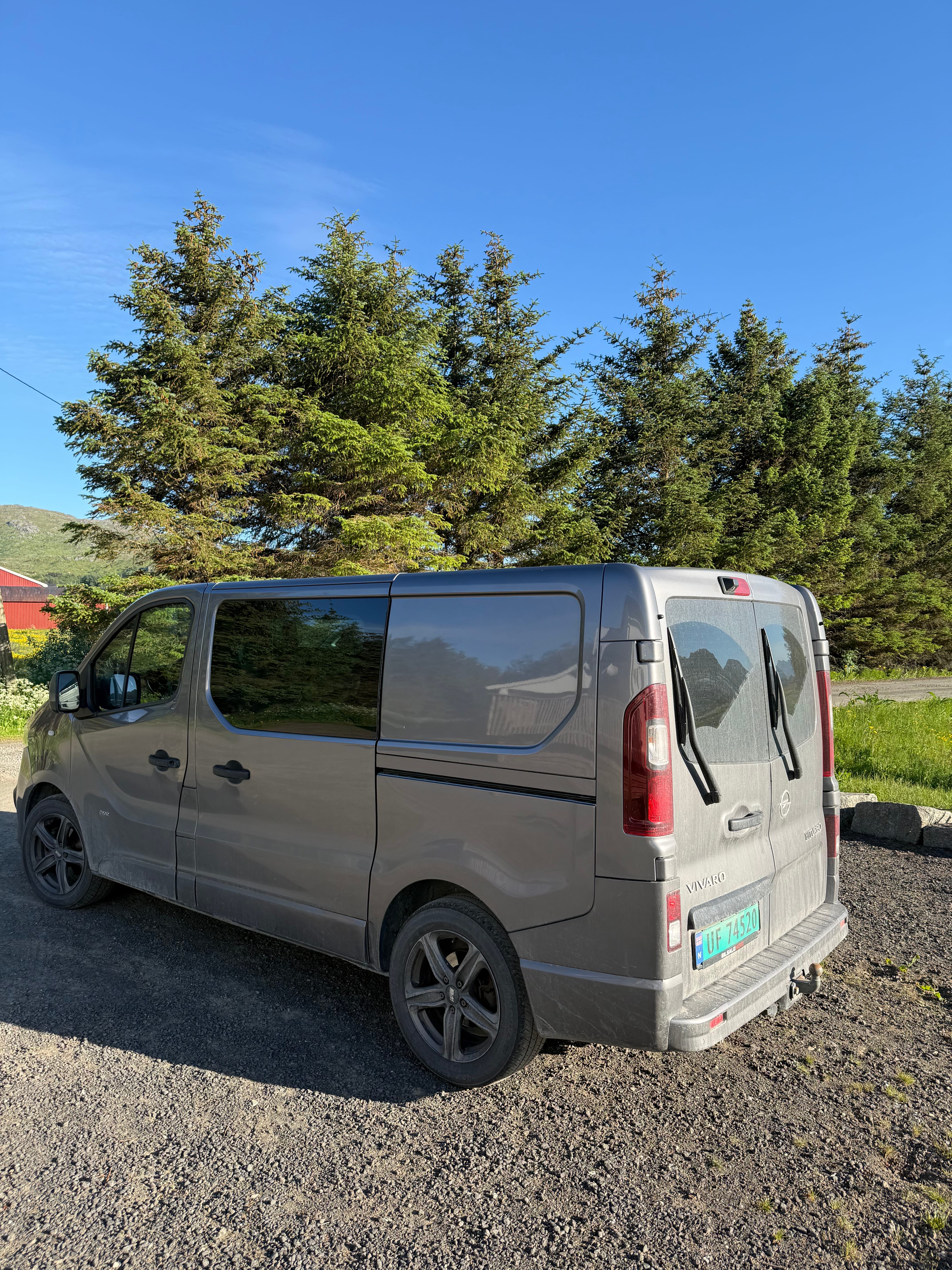 Opel Vivaro with Backup camera