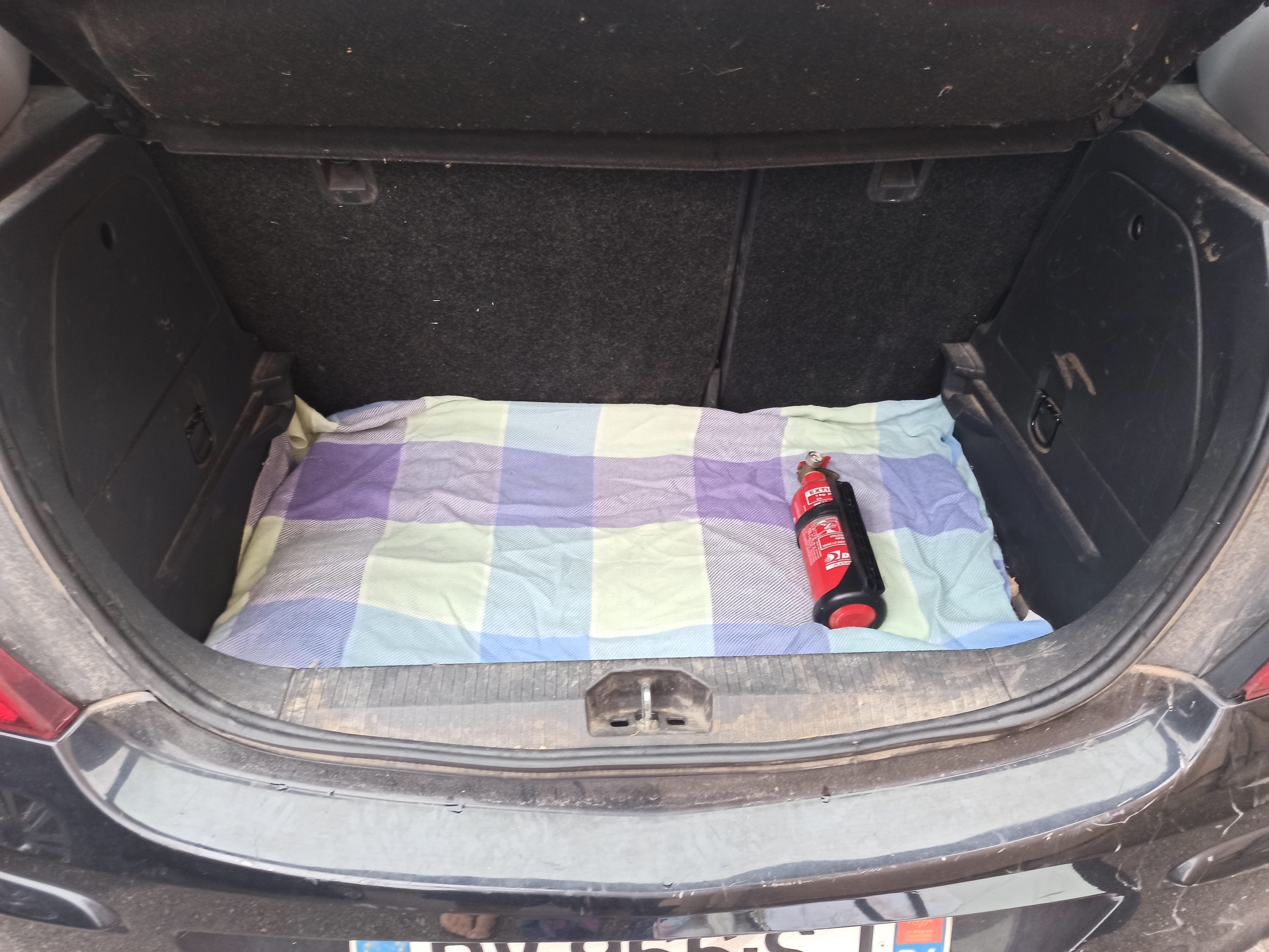 Opel Corsa avec Siège bébé