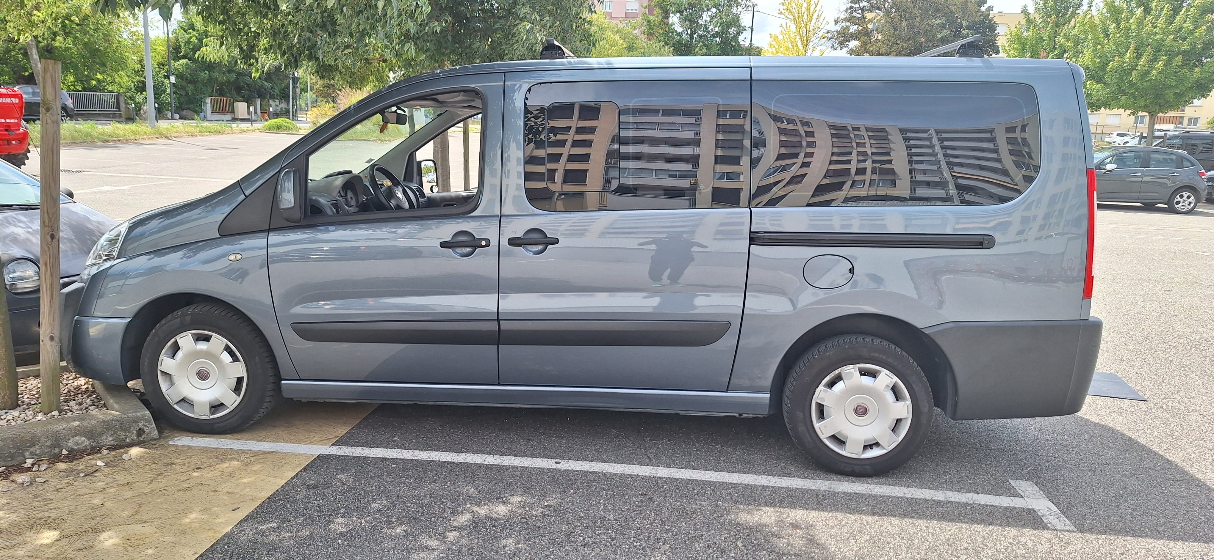 Fiat Scudo 2l avec Audio Bluetooth