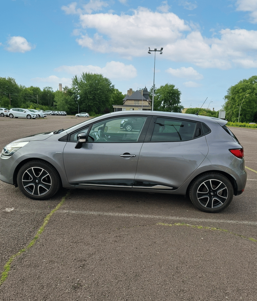 Renault Clio avec Climatisation