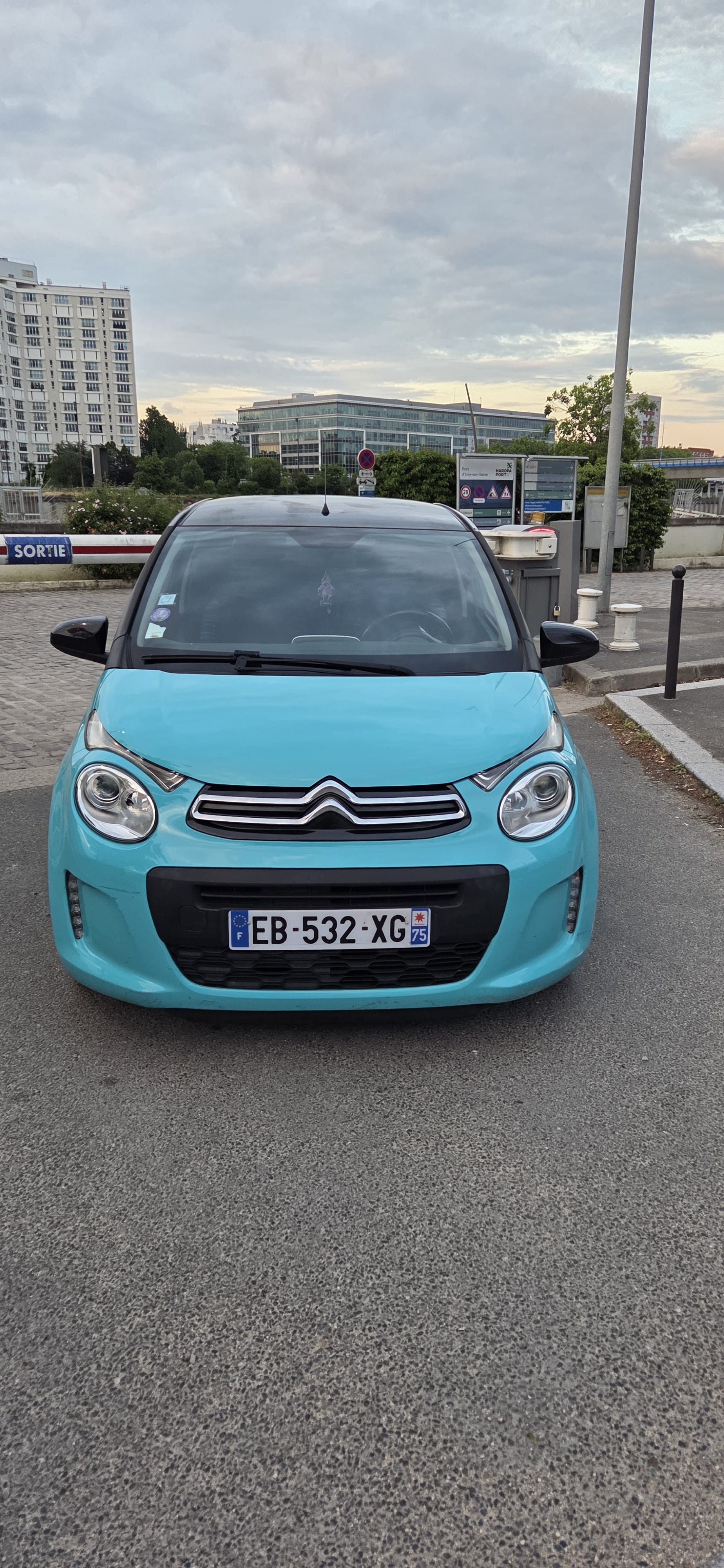 Citroen C1 1.0l VTI avec Apple CarPlay