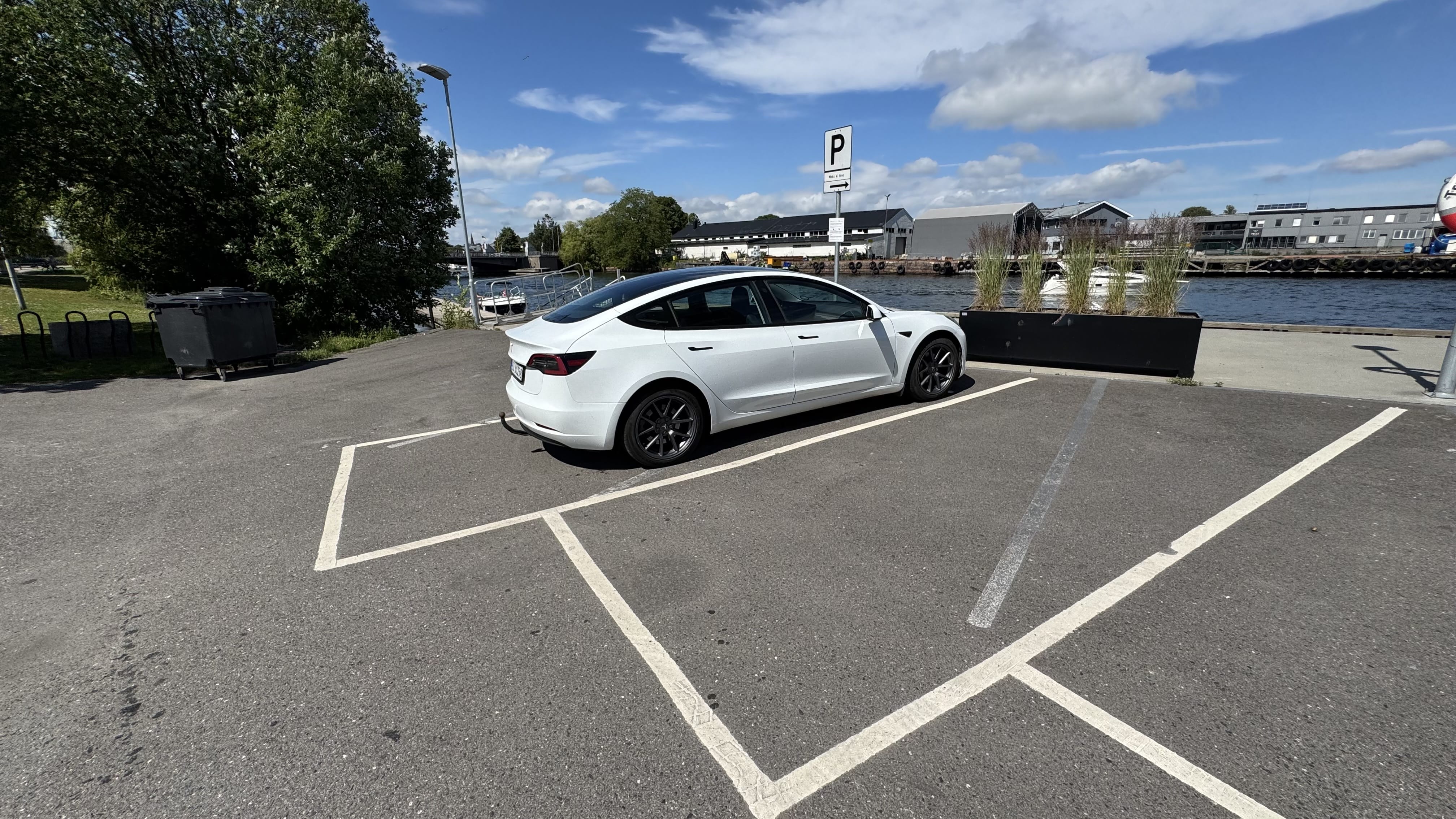 Tesla Model 3 med Aircondition