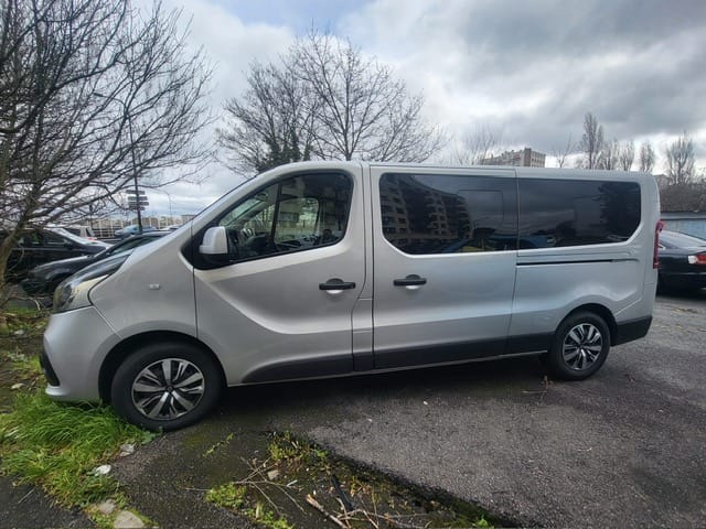 Renault Trafic Passenger avec Climatisation