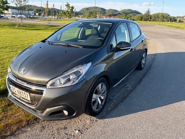 Peugeot 208 1.6HDI, 2016, Diesel