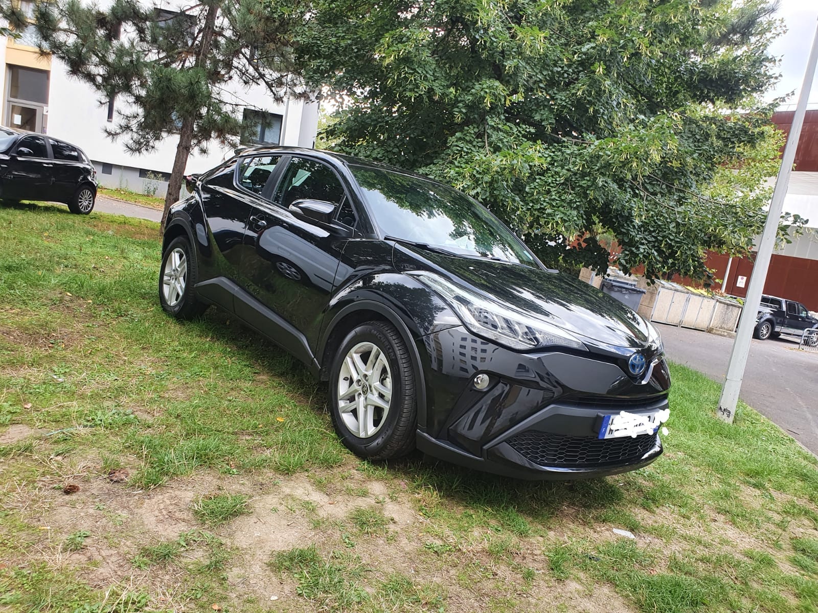 Toyota C-HR, 2022, Essence 98 / Électrique (hybride), automatique