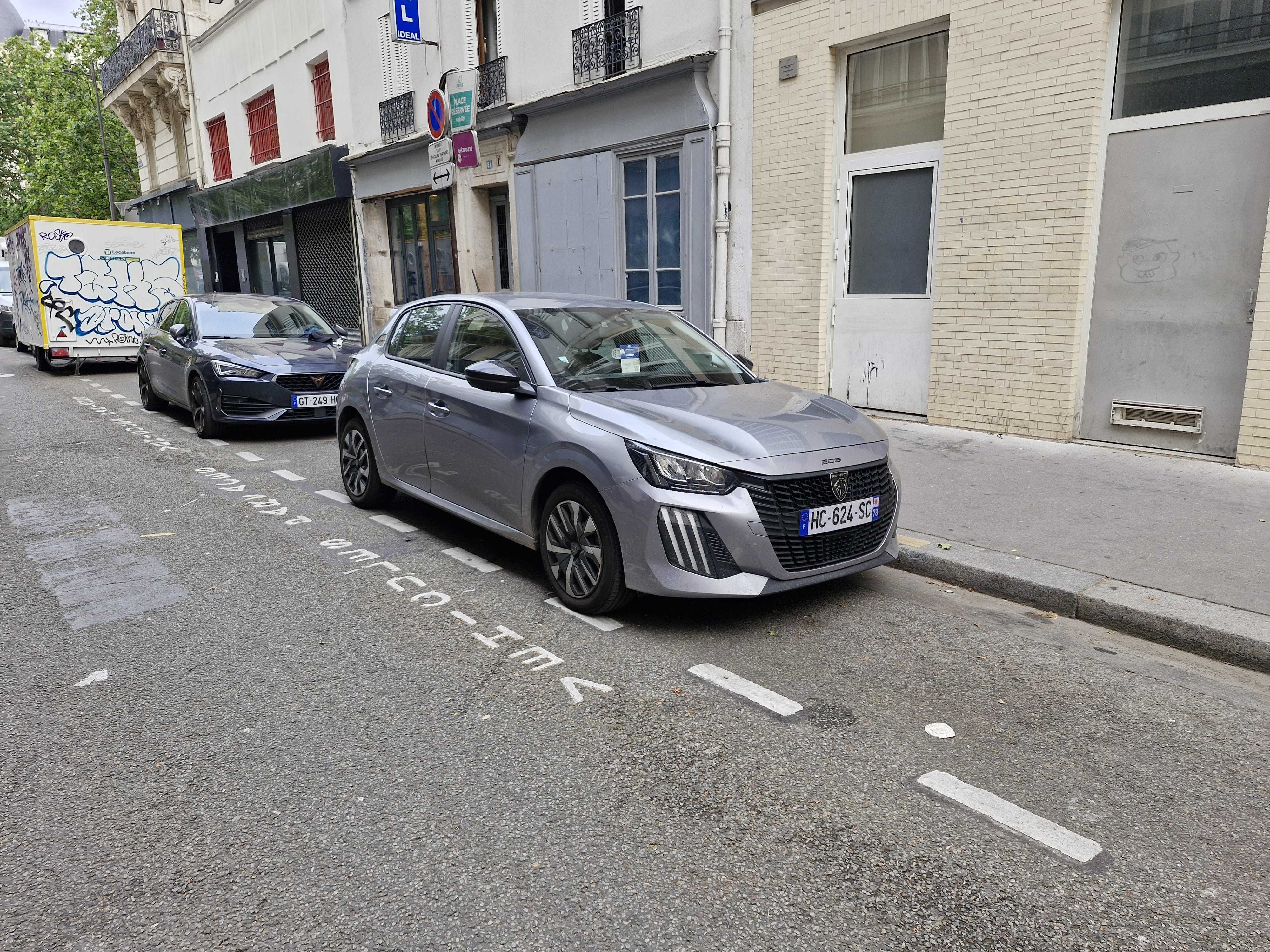 Peugeot 208 avec Climatisation