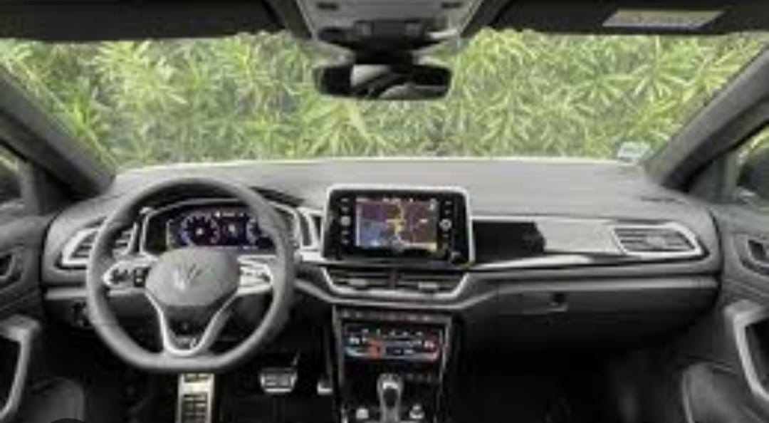 Volkswagen T-Roc avec GPS