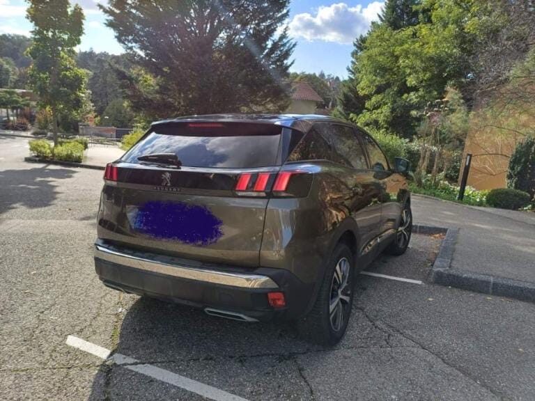 Peugeot 3008 avec GPS