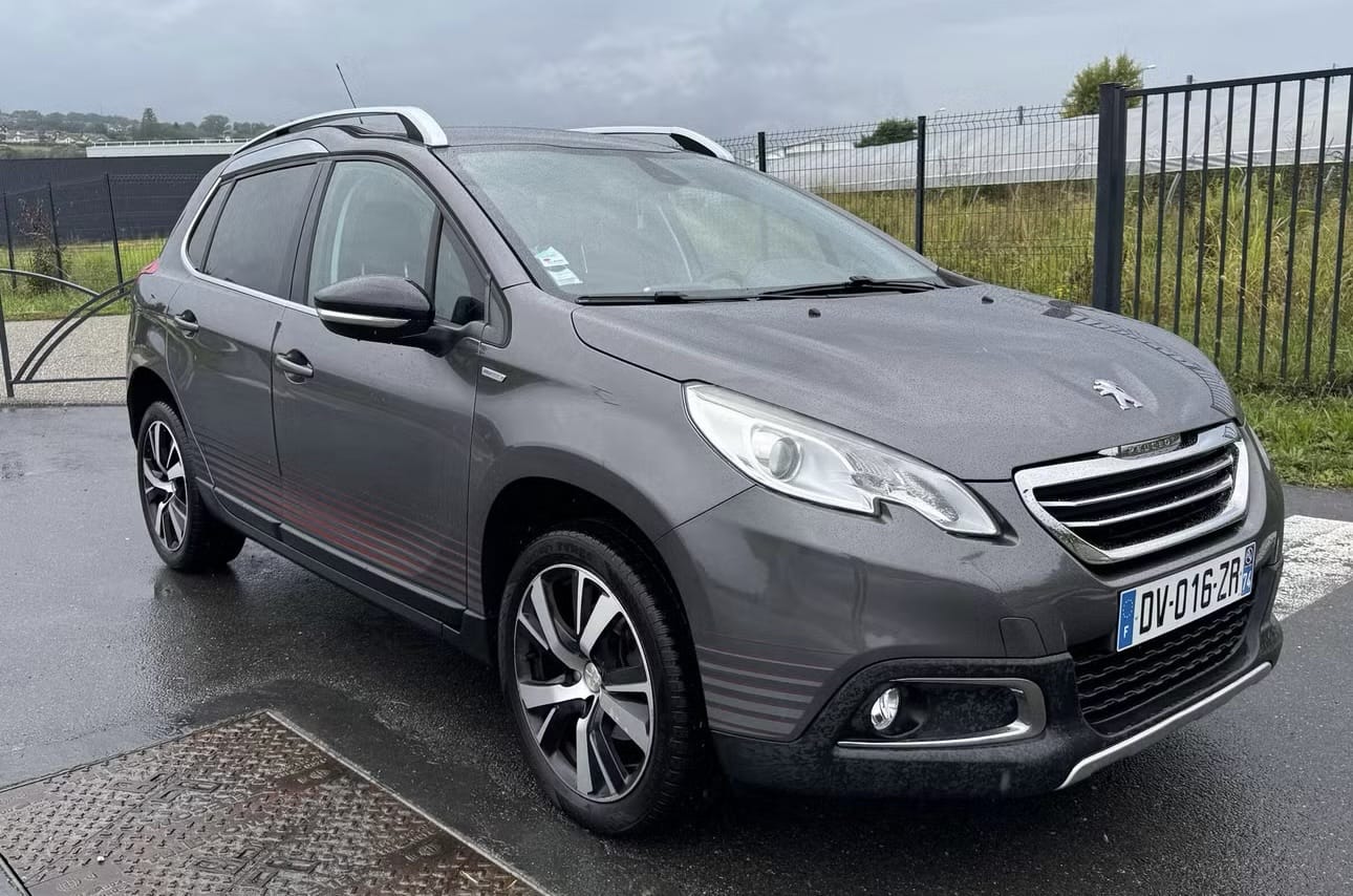 Peugeot 2008, 2015, Essence 95
