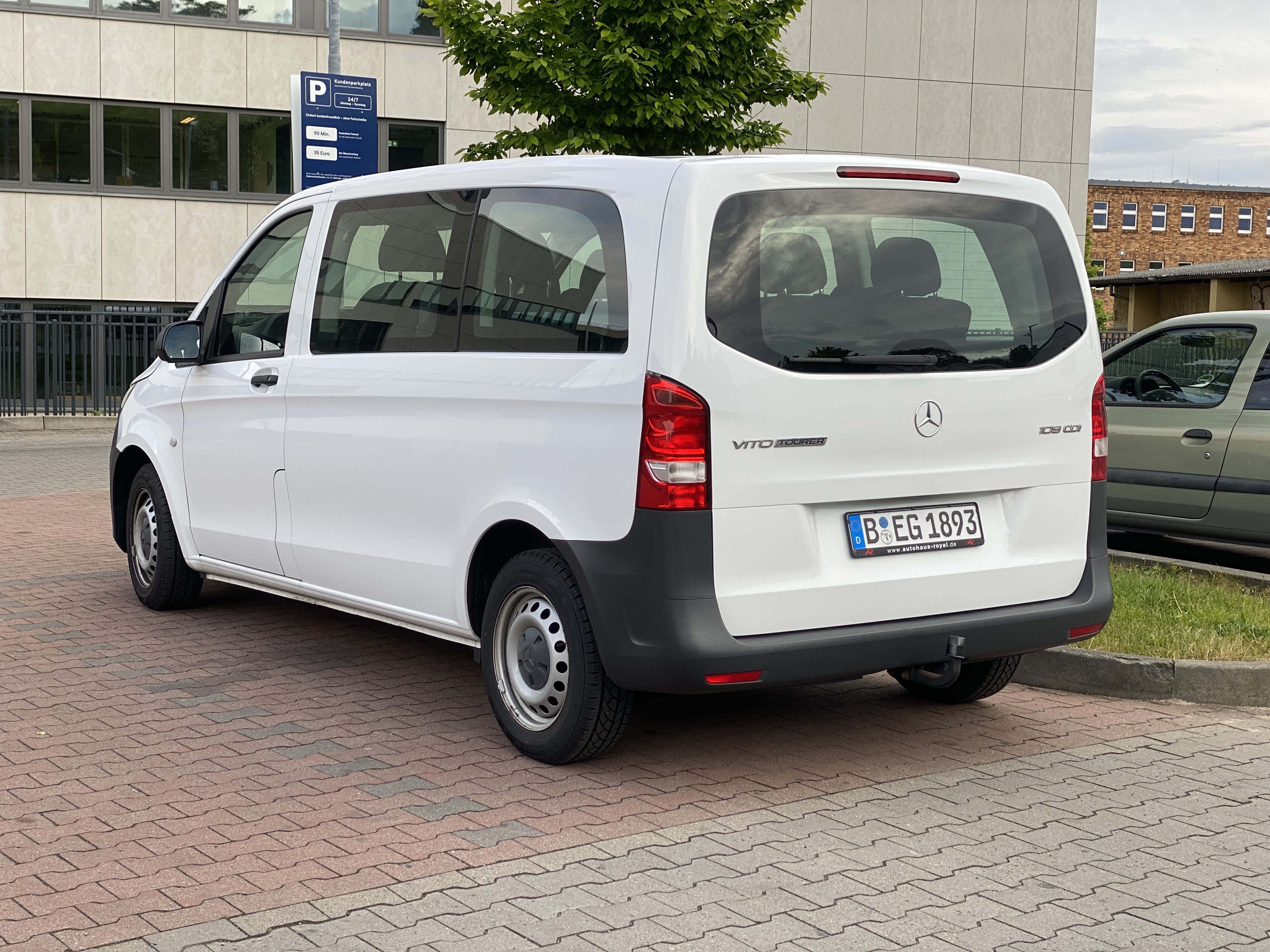 Mercedes-Benz Vito Tourer 109 CDI mit Navigationsgerät