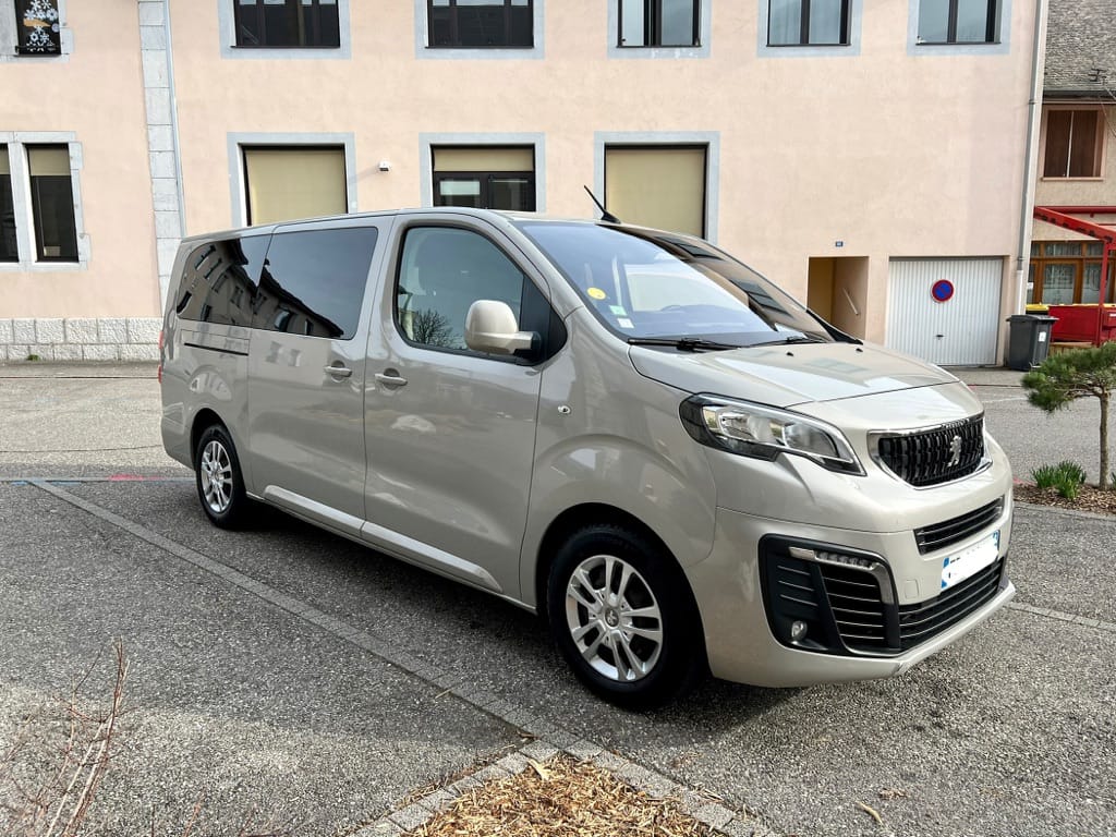 Peugeot Traveller Business, 2019, Diesel, 8 places