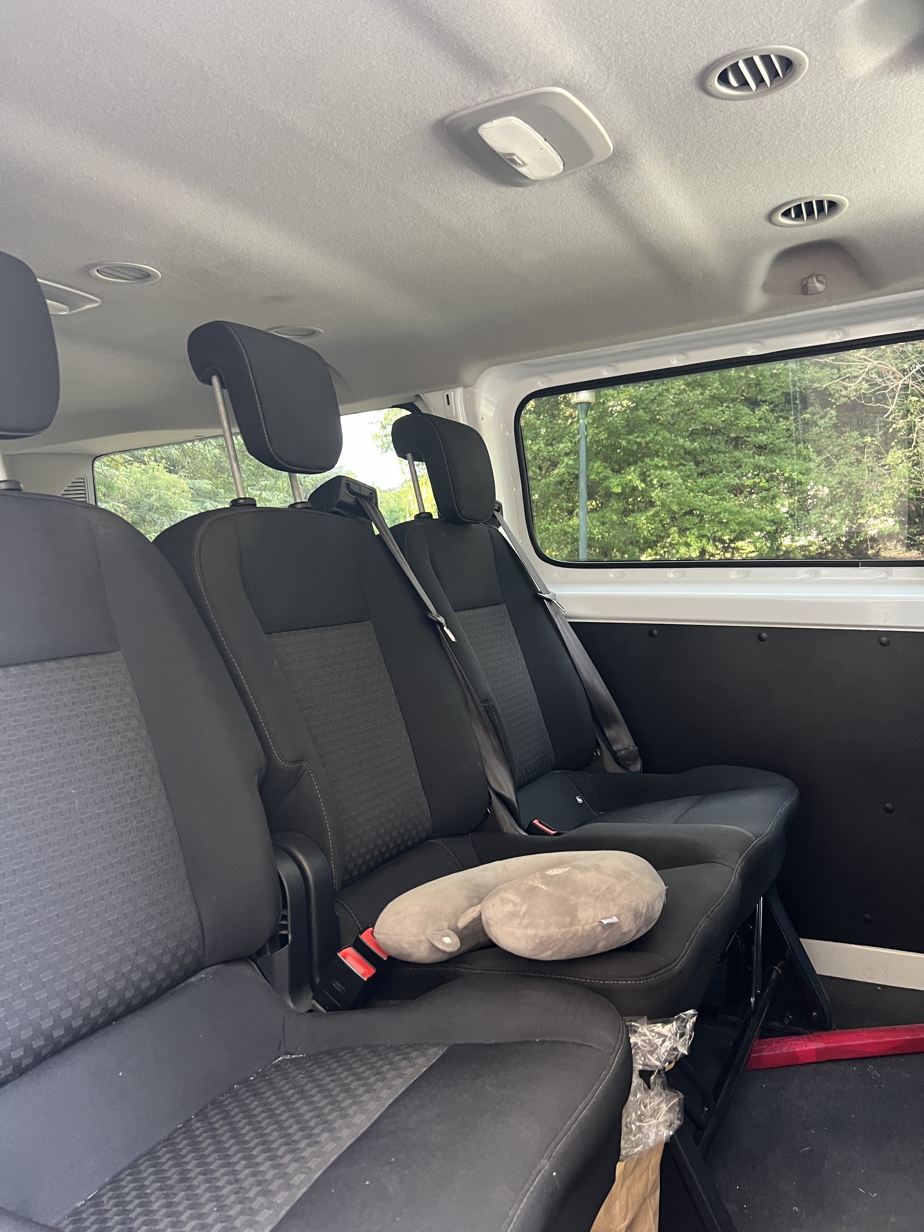 Ford Transit Custom Kombi avec Attelage