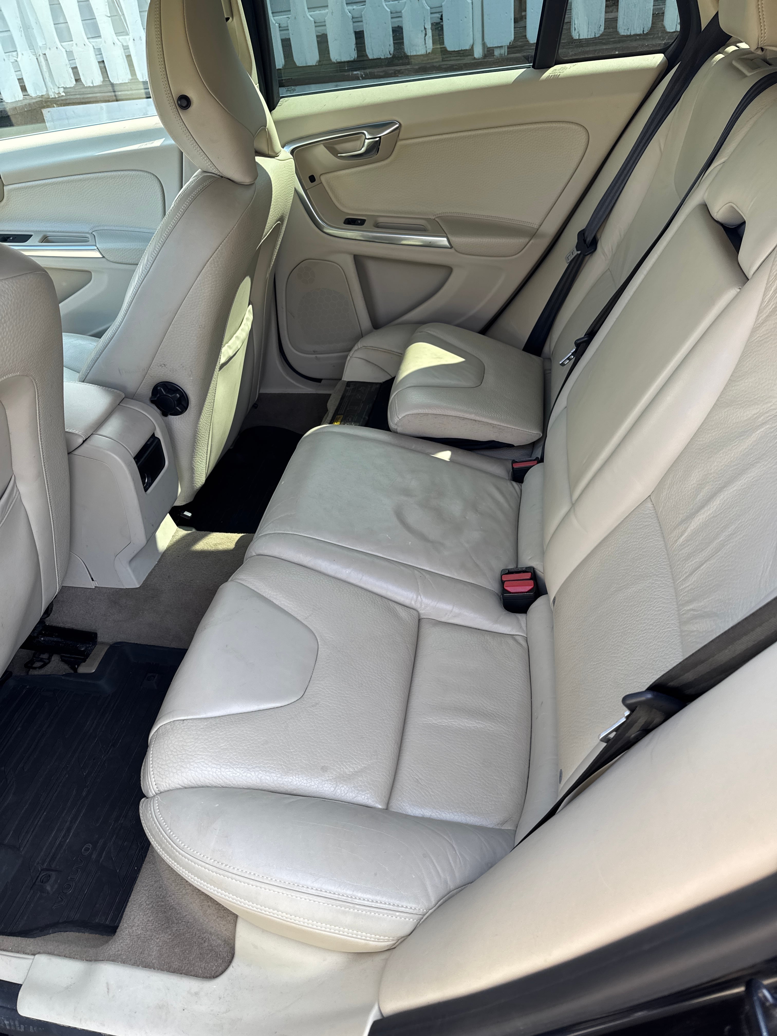 Volvo V60 med Lydinngang
