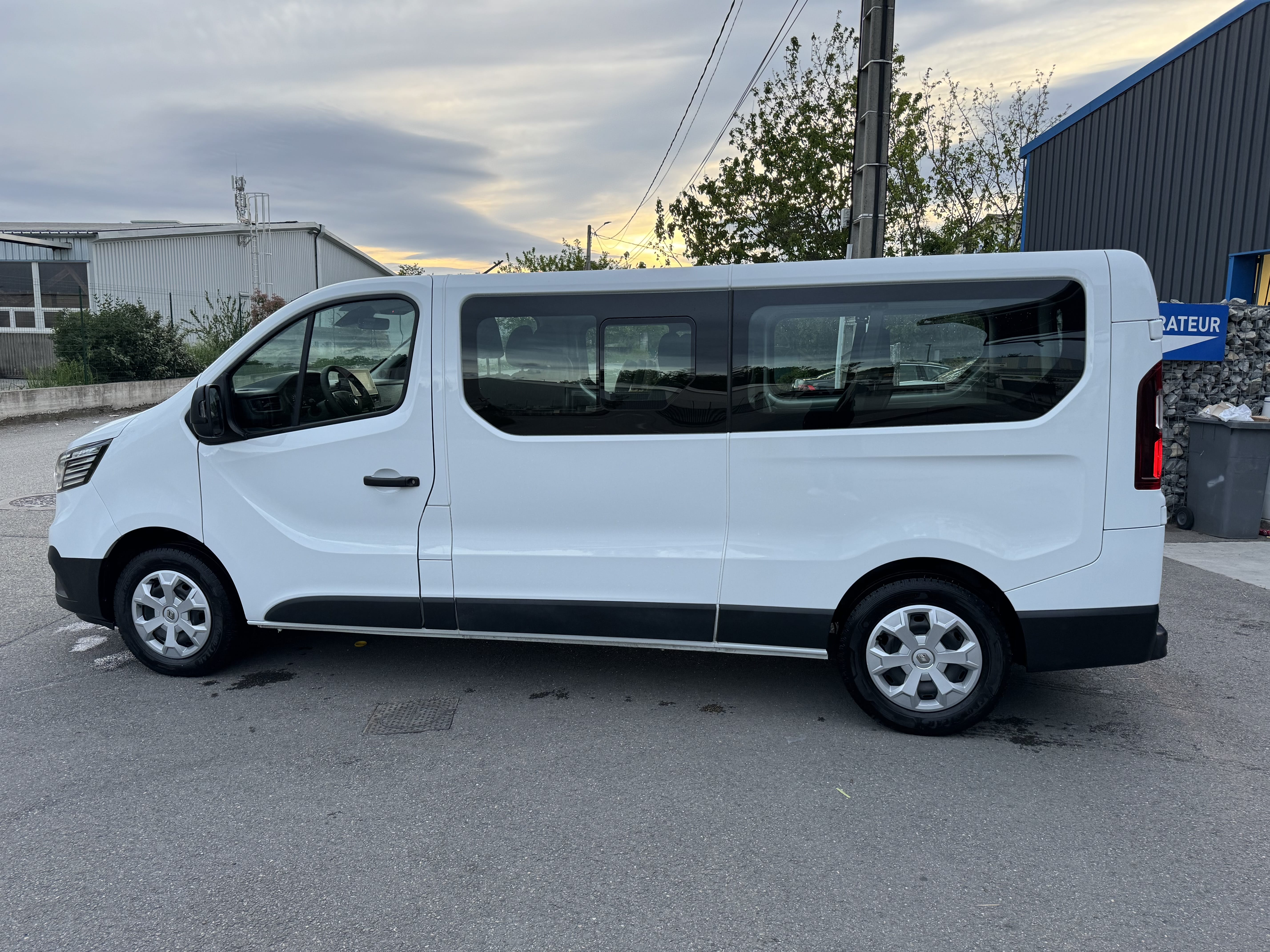 Renault Trafic Passenger avec Climatisation