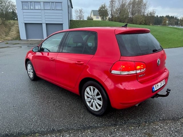 Volkswagen Golf 1.6TDI with Cruise control