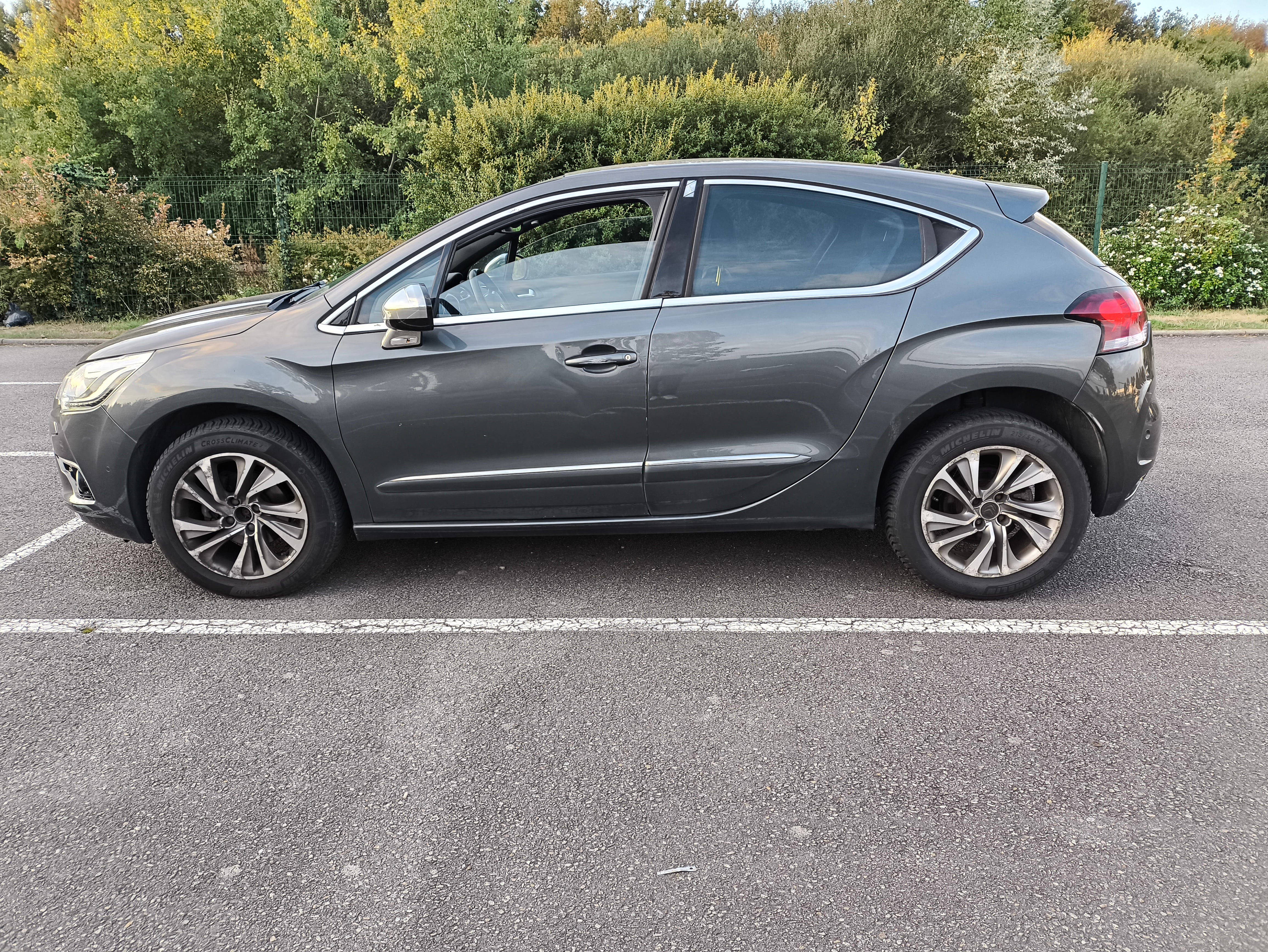 Citroen DS4 120 Chevaux avec Climatisation
