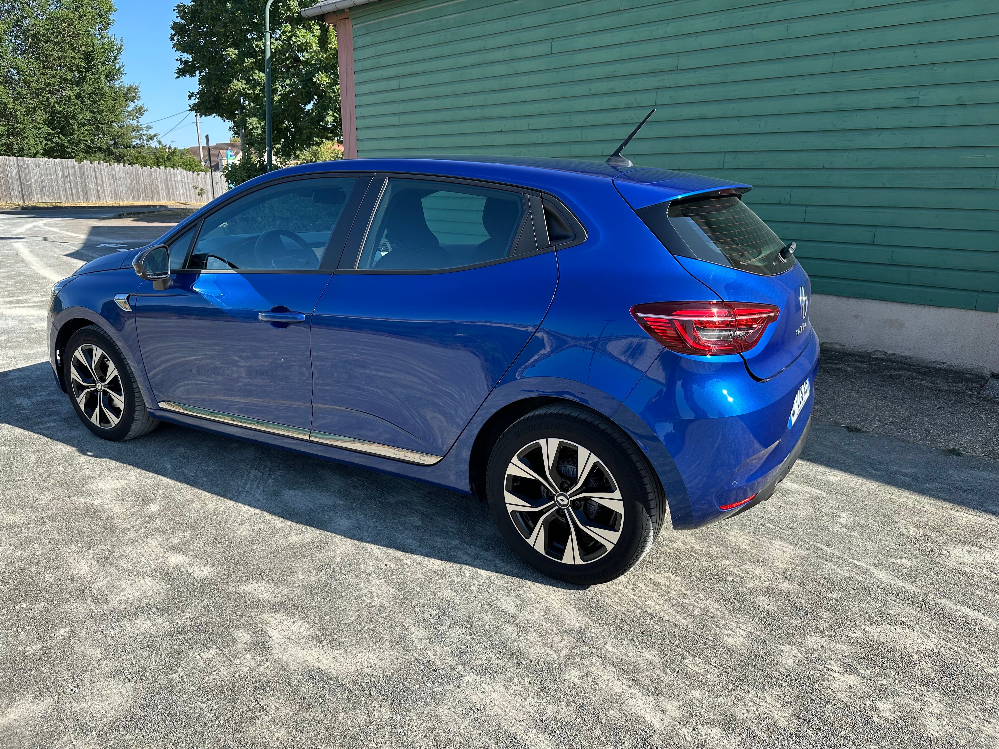Renault Clio avec GPS