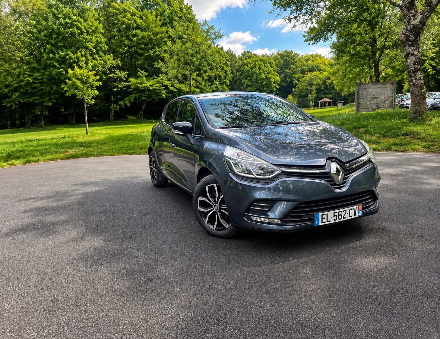 Renault Clio avec Entrée audio / iPod