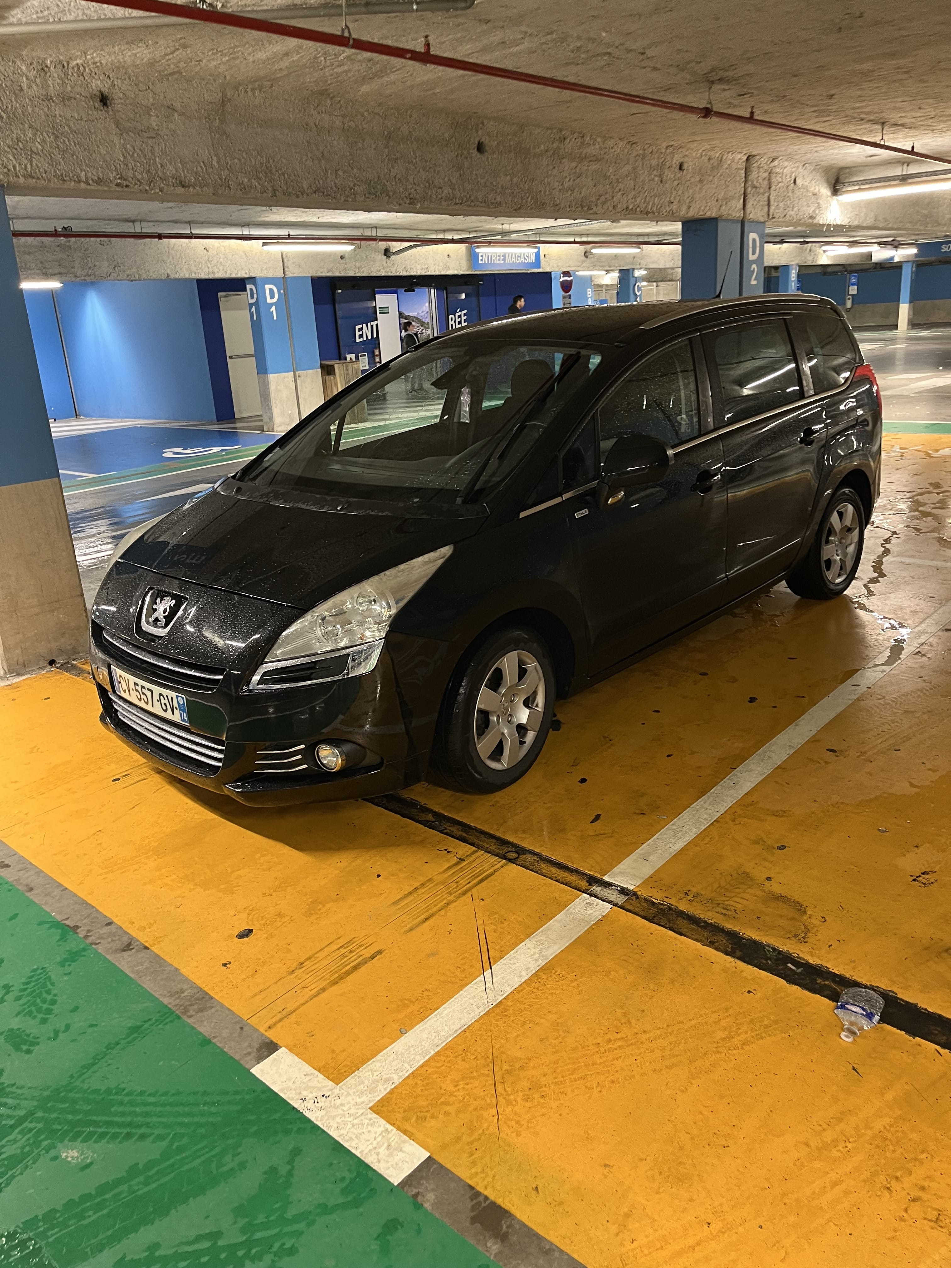 Peugeot e-5008 Allure avec Caméra de recul