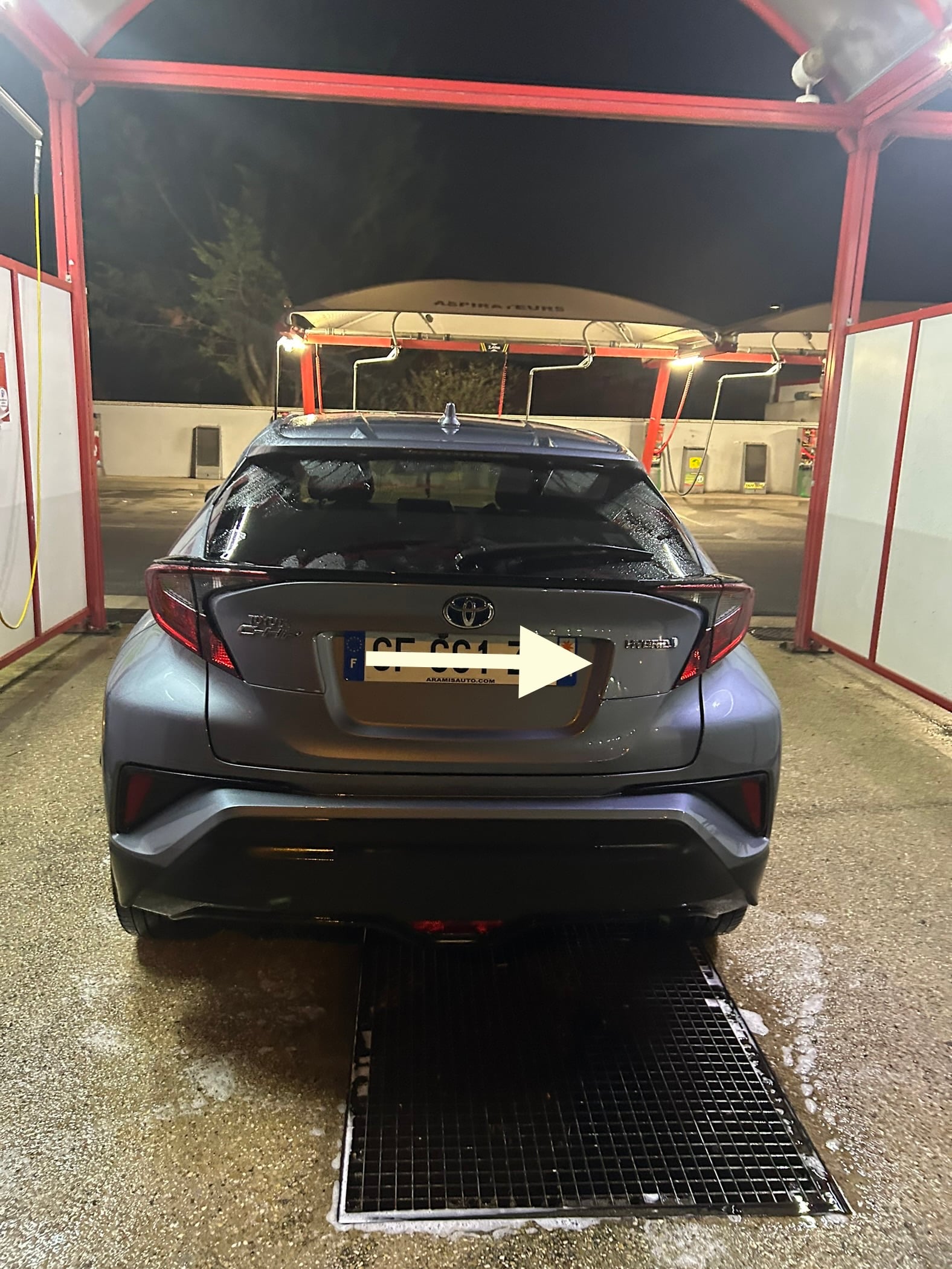 Toyota C-HR avec GPS