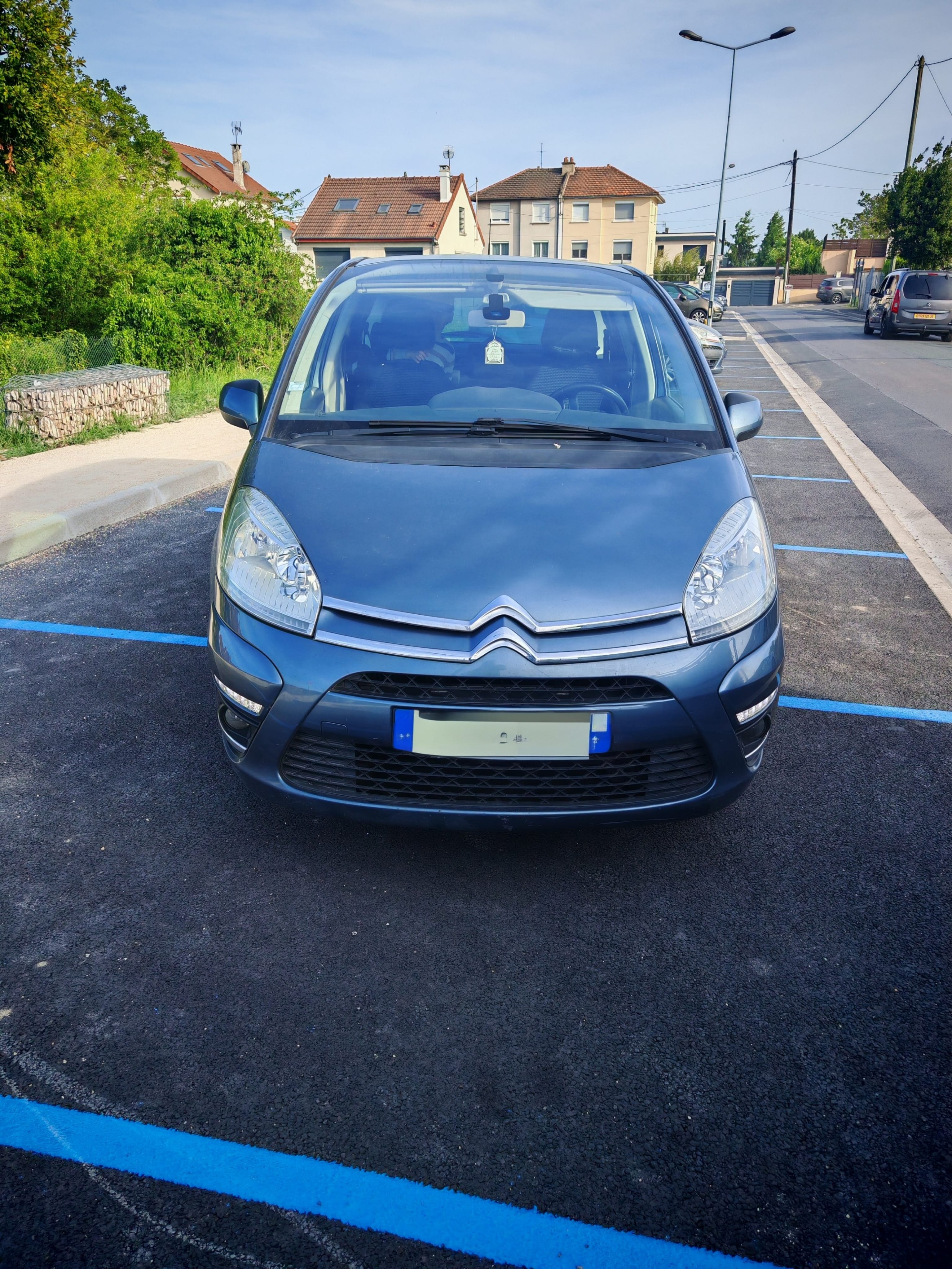 Citroen C4 Picasso avec Entrée audio / iPod