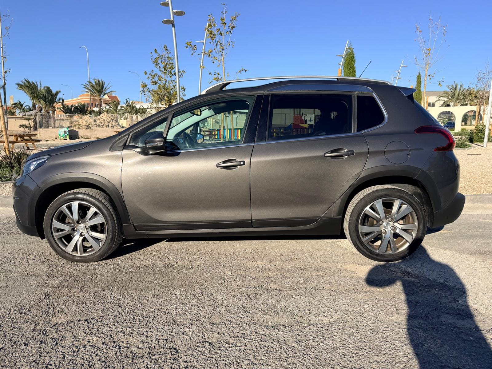 Peugeot 2008 med Aircondition