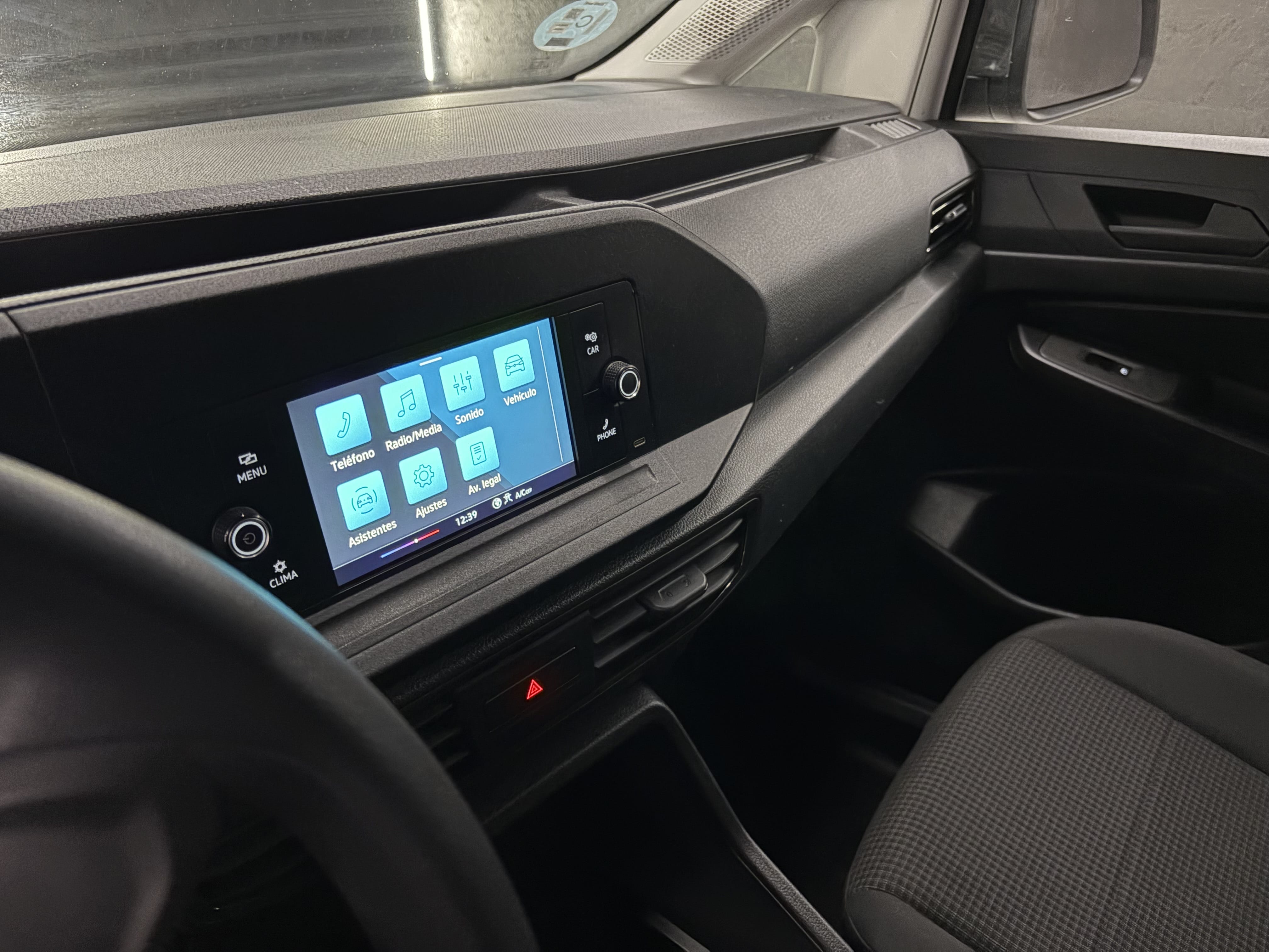 Volkswagen Caddy Van con Entrada de Audio/iPod