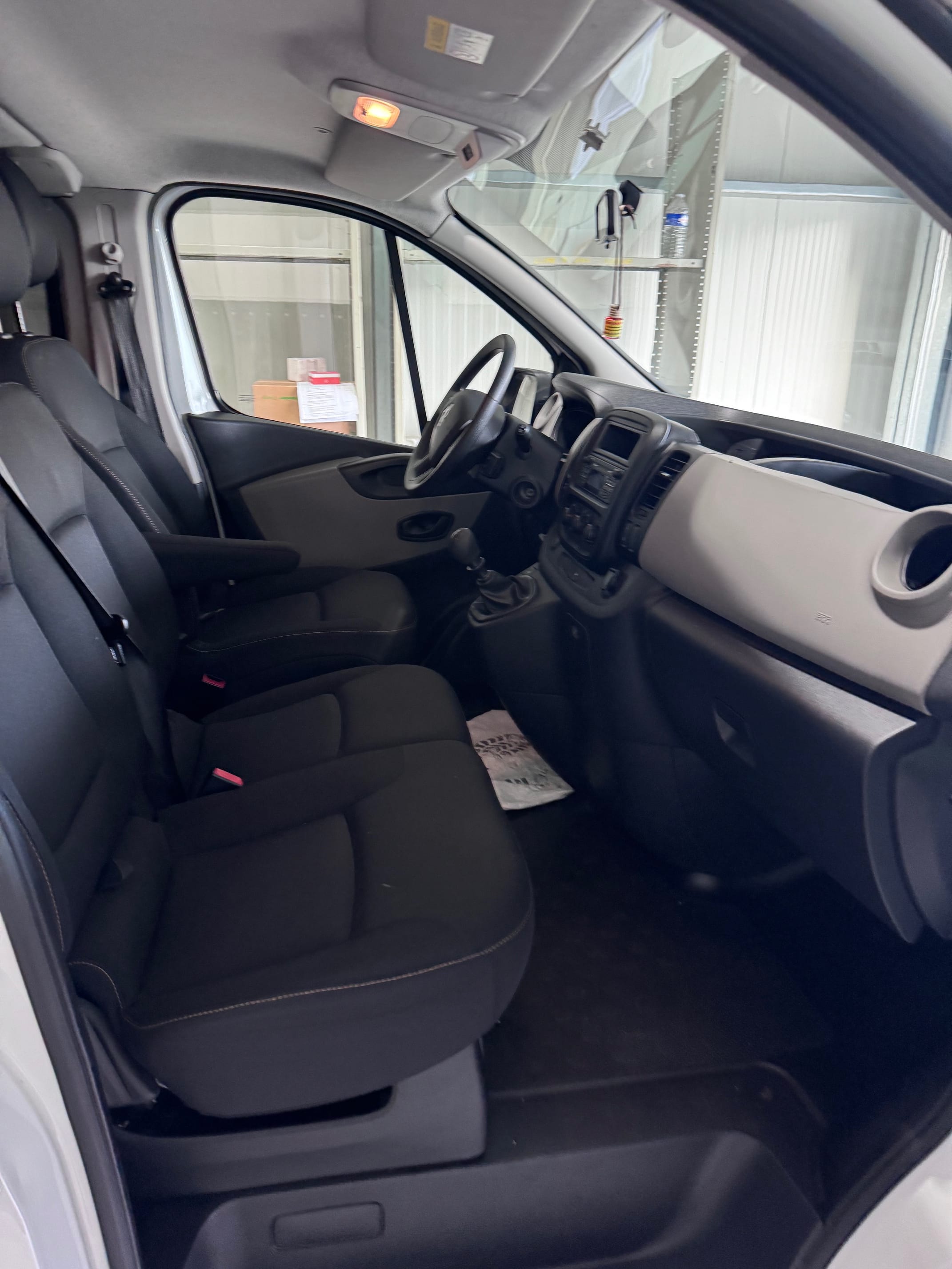 Renault Trafic Passenger avec Entrée audio / iPod