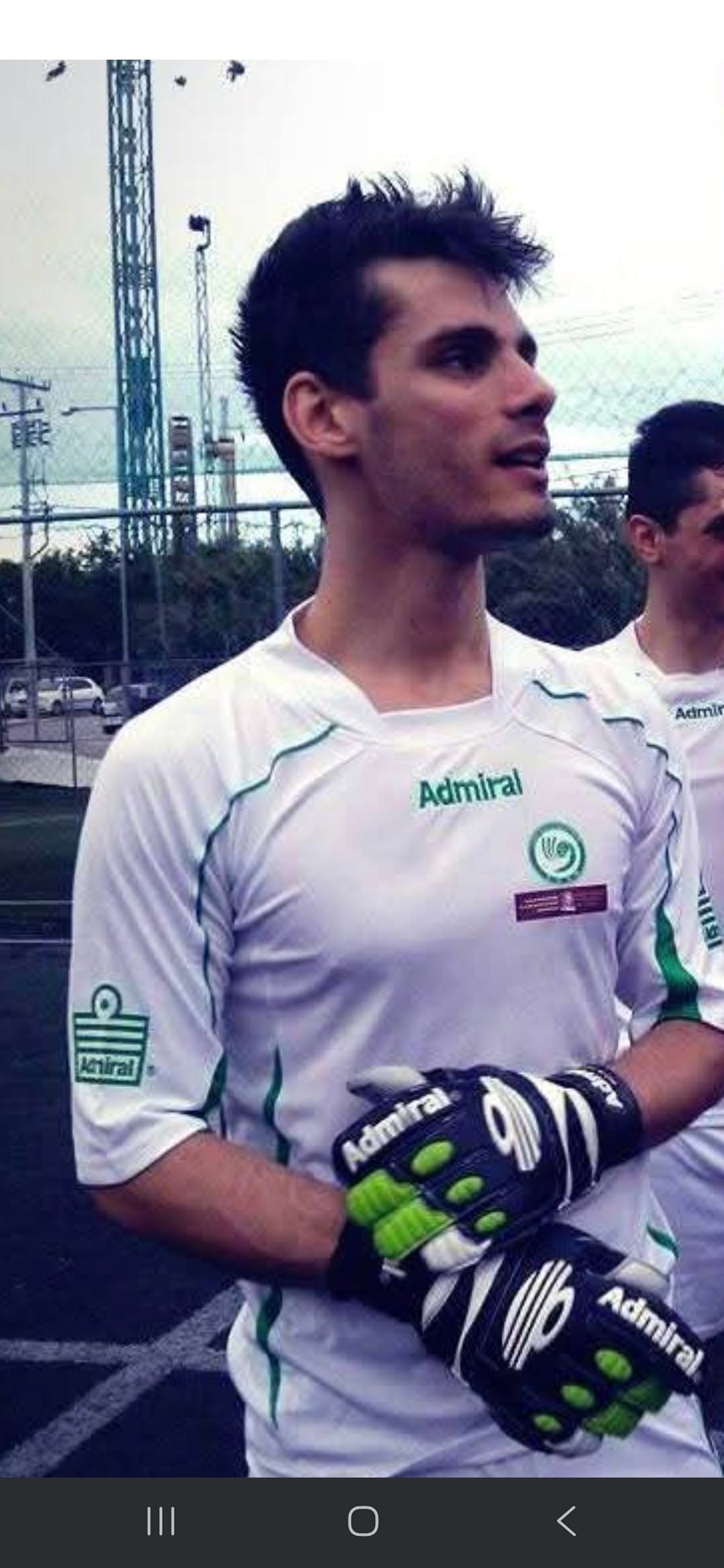 Maximos